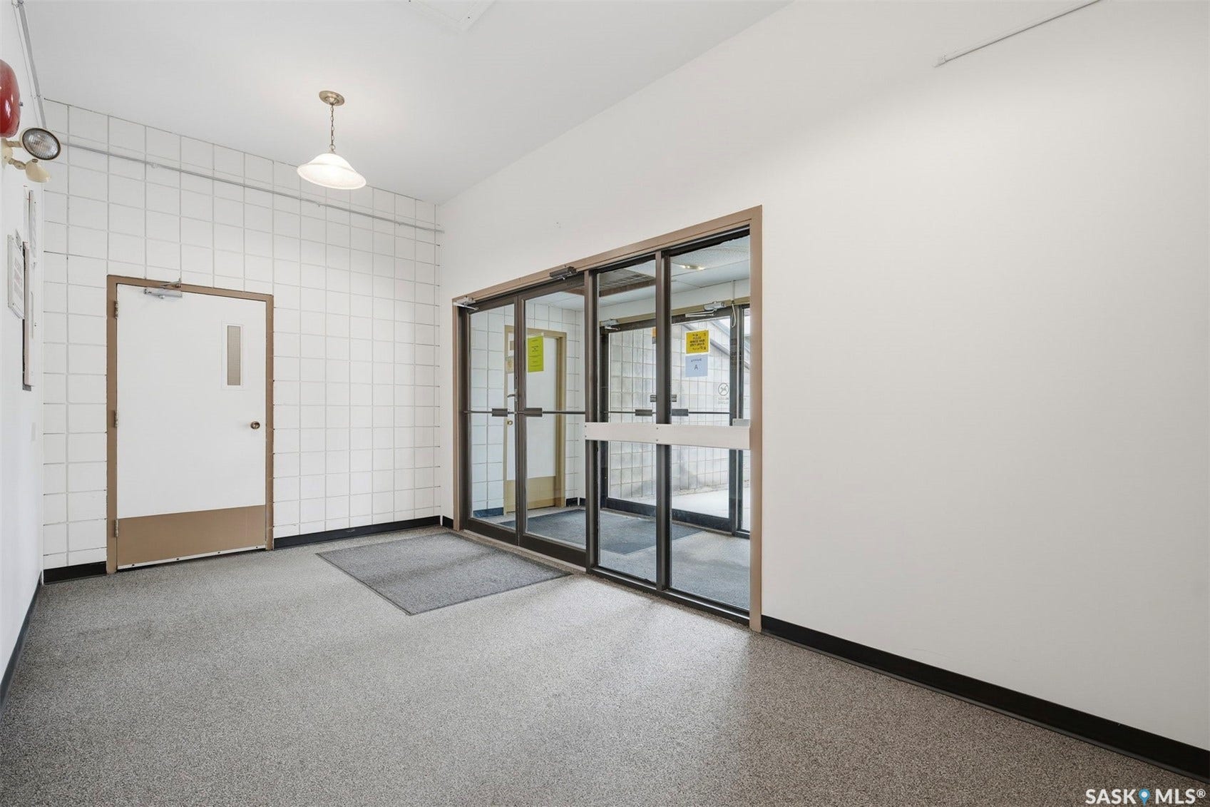 4040 8th Street E, #105A, Saskatoon SK S7H 5L4