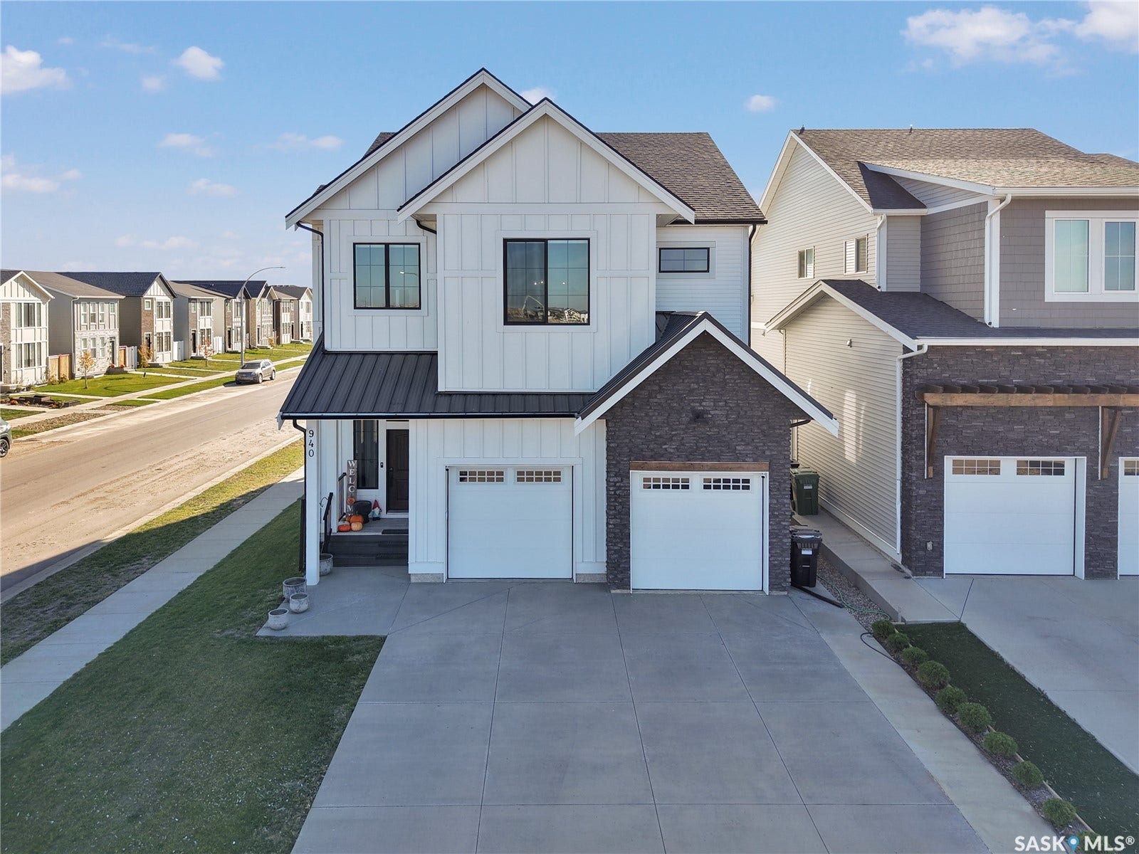940 Feheregyhazi Boulevard, Saskatoon SK S7W 1E1
