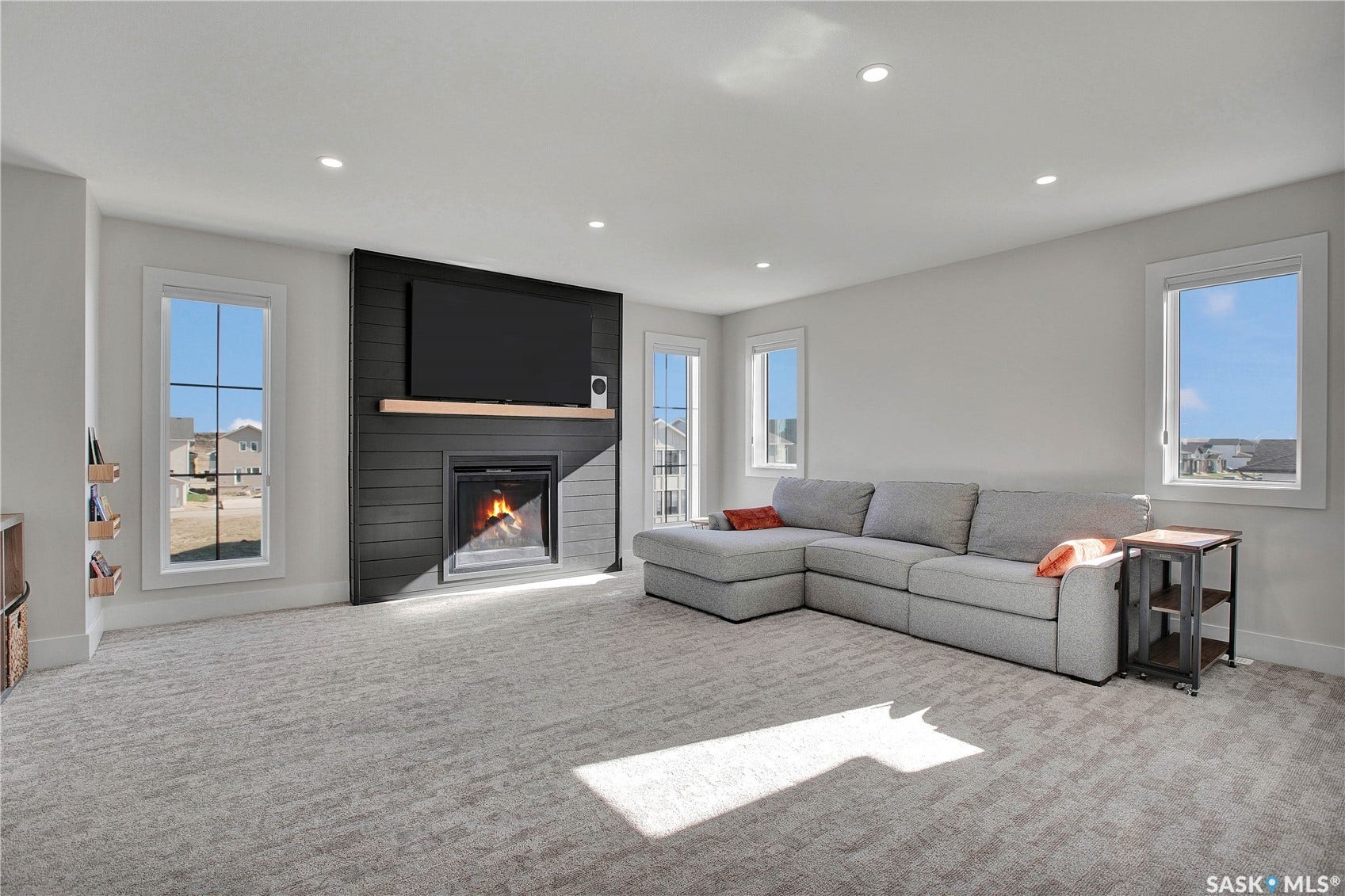 940 Feheregyhazi Boulevard, Saskatoon SK S7W 1E1