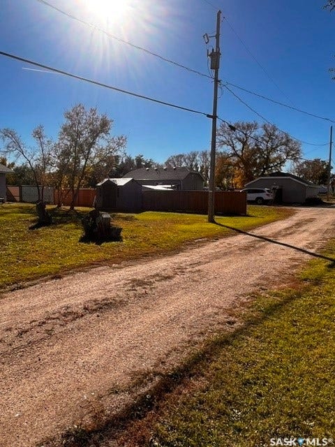 216 2nd Avenue, Wiseton SK S0L 3M0 216 2nd Avenue, Wiseton SK S0L 3M0
