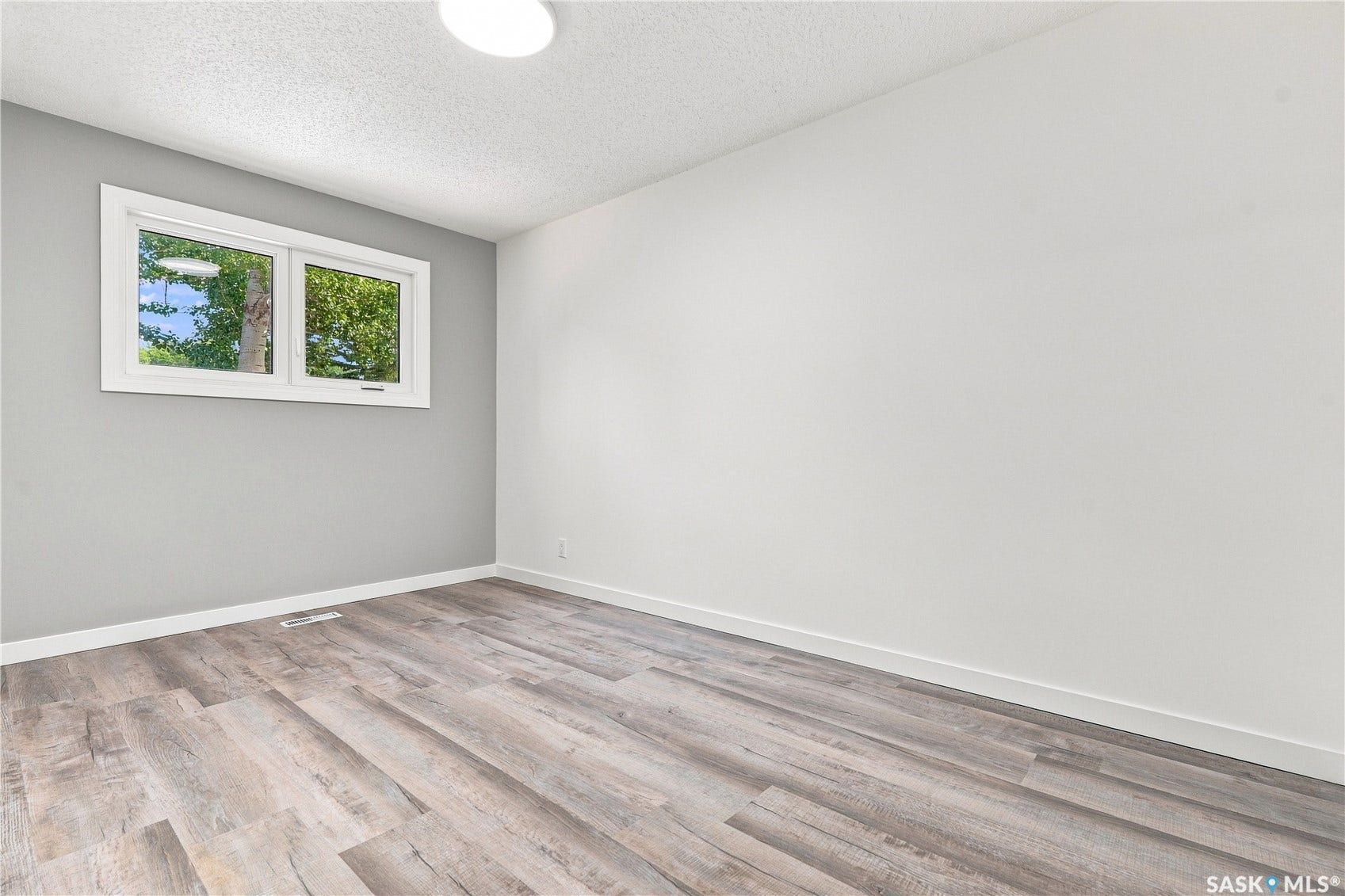 607 Lenore Drive, Saskatoon SK S7K 5G7