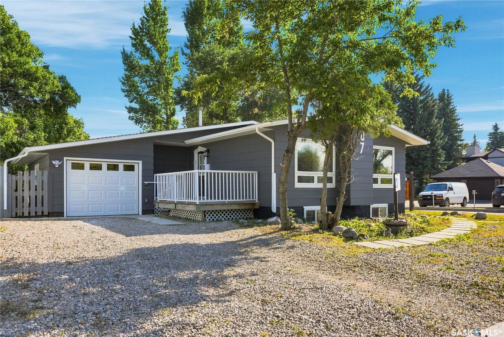 607 Lenore Drive, Saskatoon SK S7K 5G7