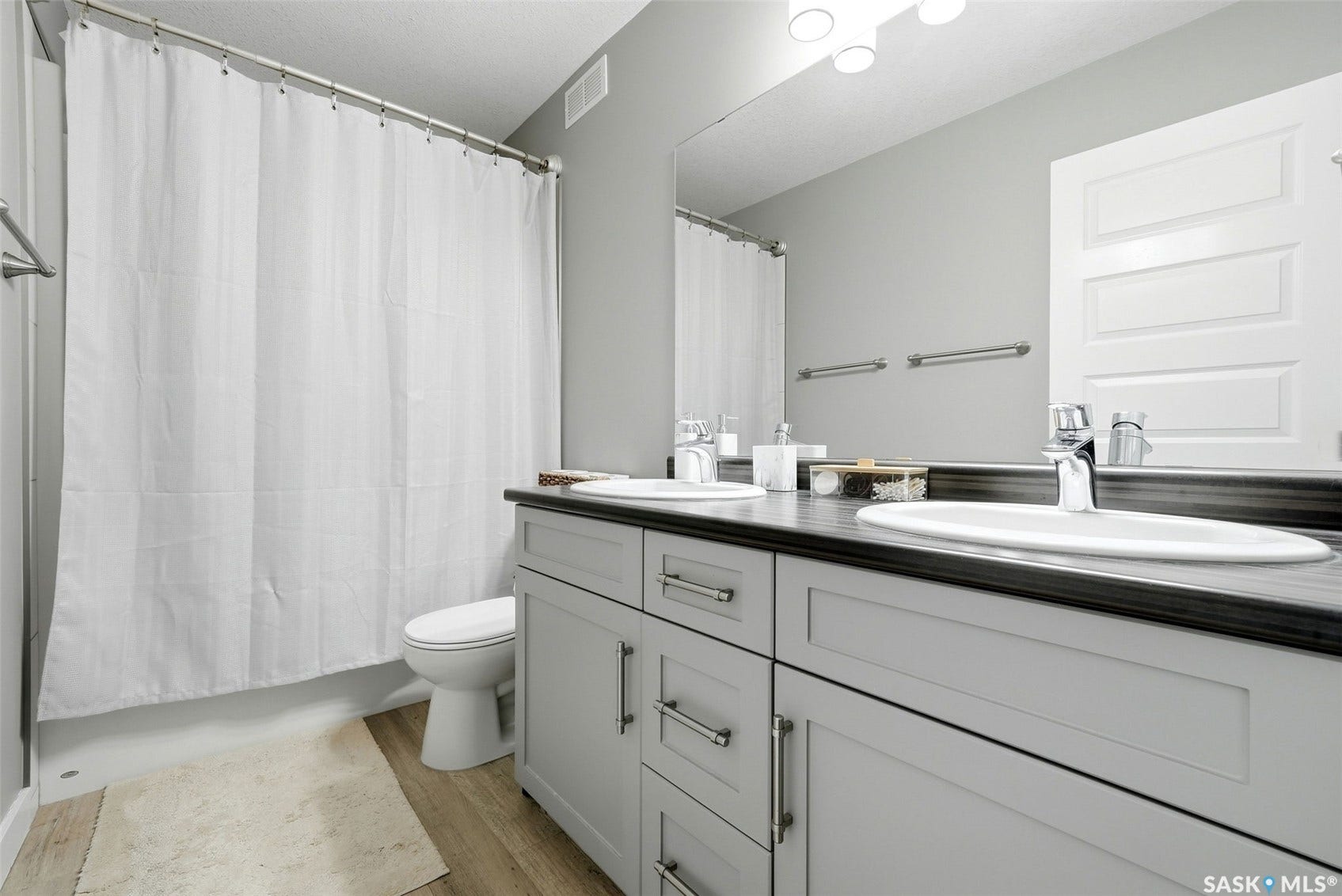 3960 7th Avenue E, #6, Regina SK S4N 7L9