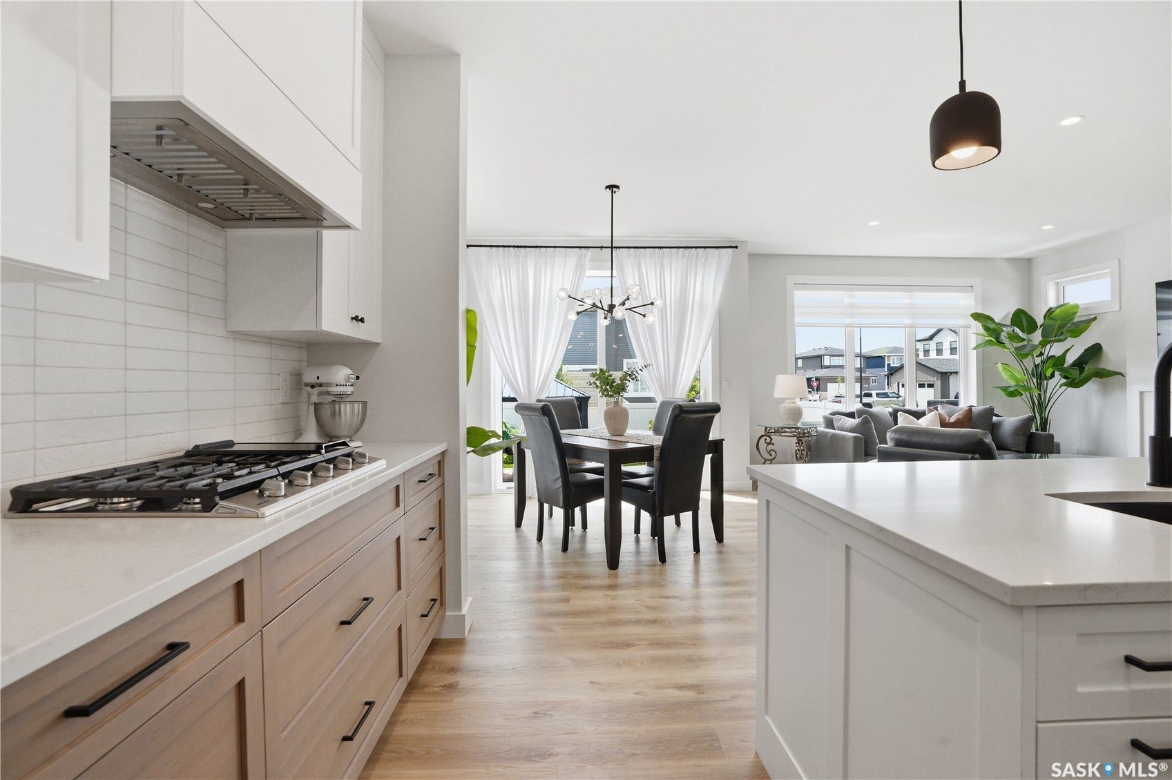 246 Prasad Manor, Saskatoon SK S7V 1L4