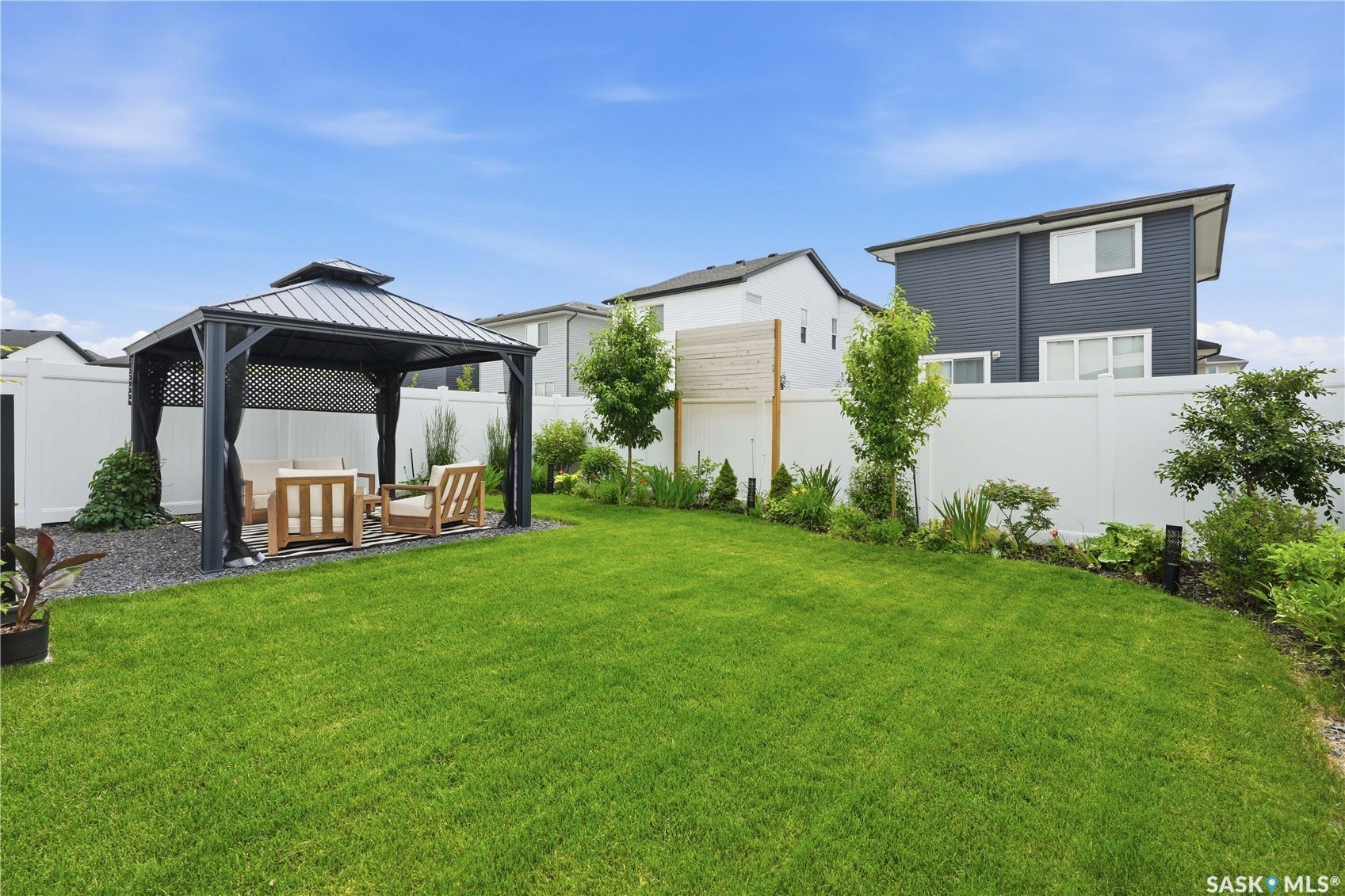 246 Prasad Manor, Saskatoon SK S7V 1L4