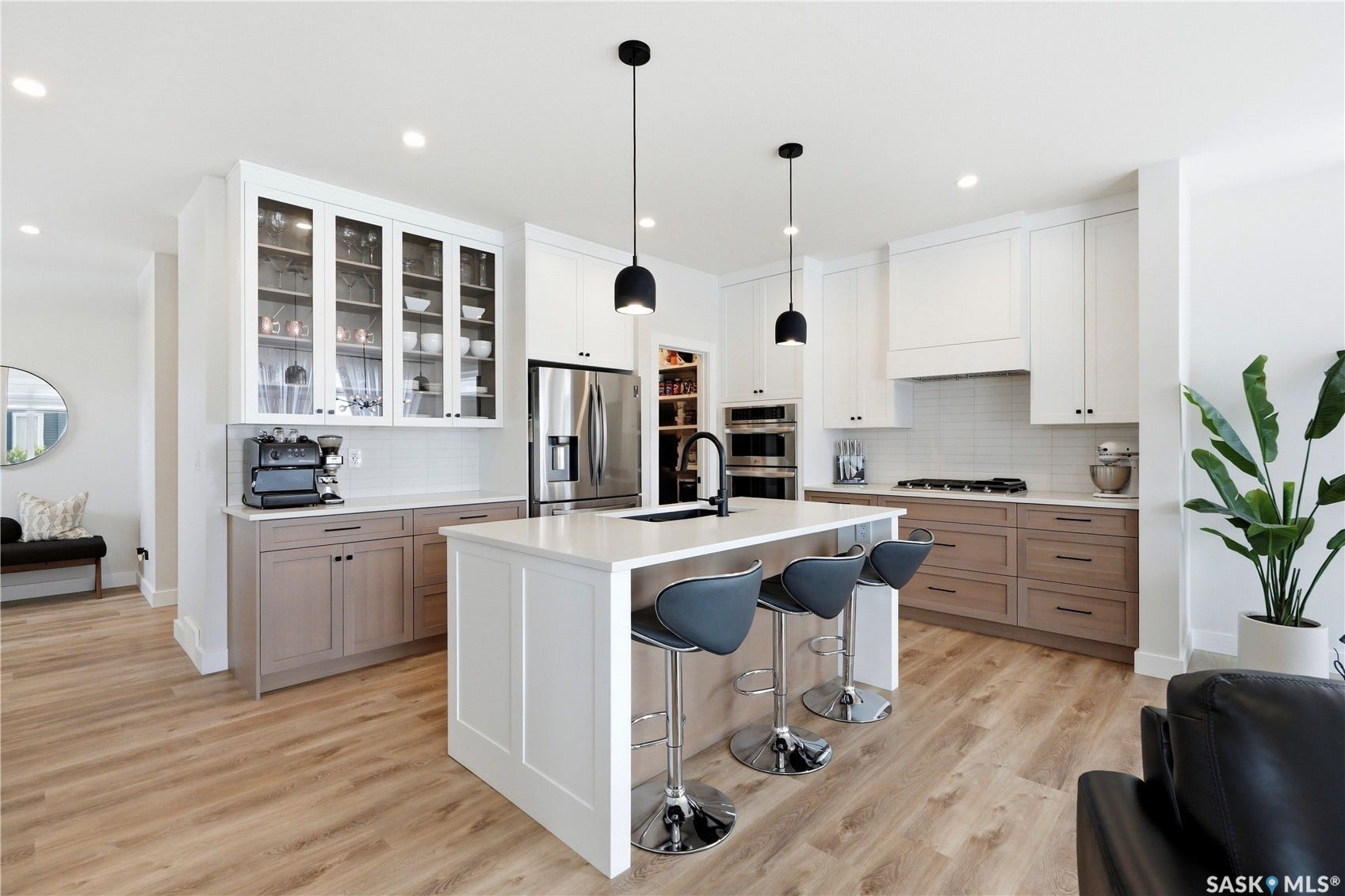 246 Prasad Manor, Saskatoon SK S7V 1L4