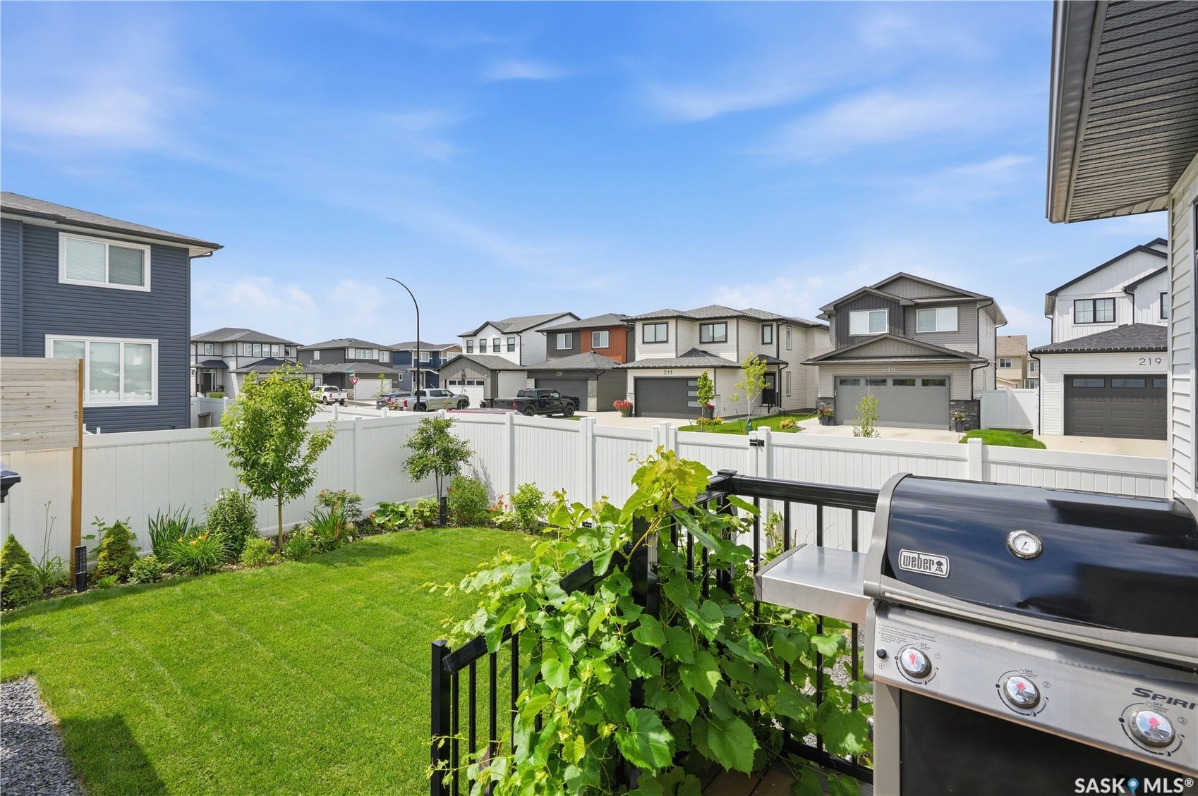 246 Prasad Manor, Saskatoon SK S7V 1L4