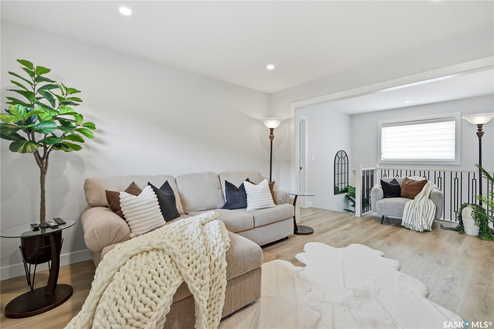 246 Prasad Manor, Saskatoon SK S7V 1L4