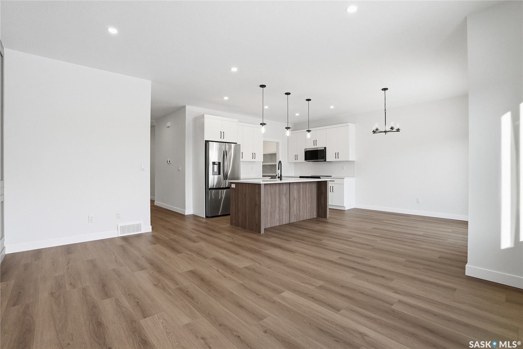 190 Doran Way, Saskatoon SK S7V 0Z7