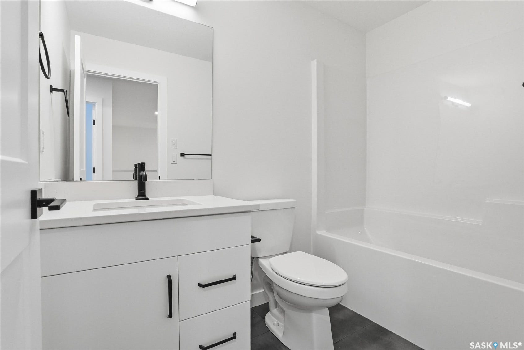 190 Doran Way, Saskatoon SK S7V 0Z7