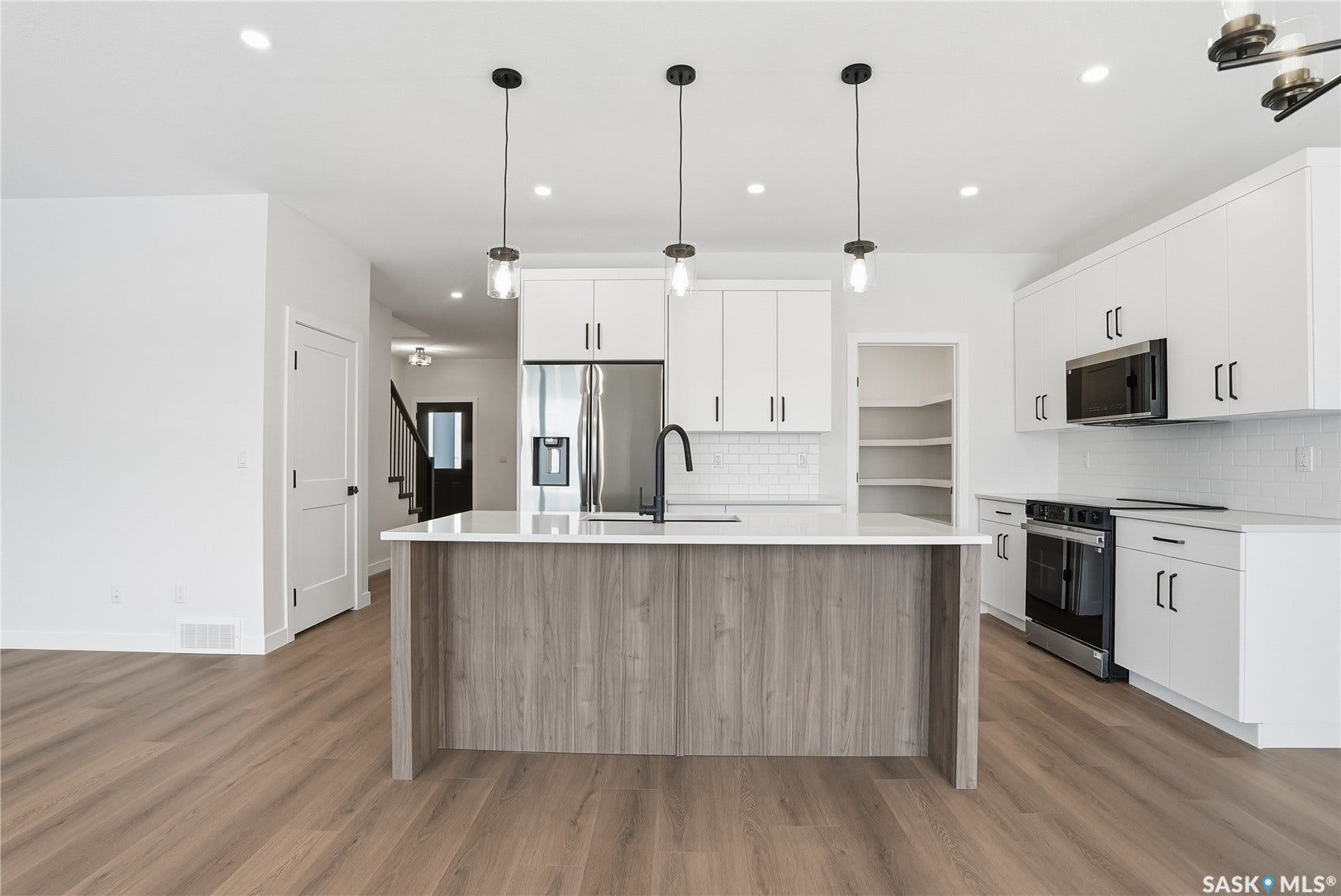 190 Doran Way, Saskatoon SK S7V 0Z7