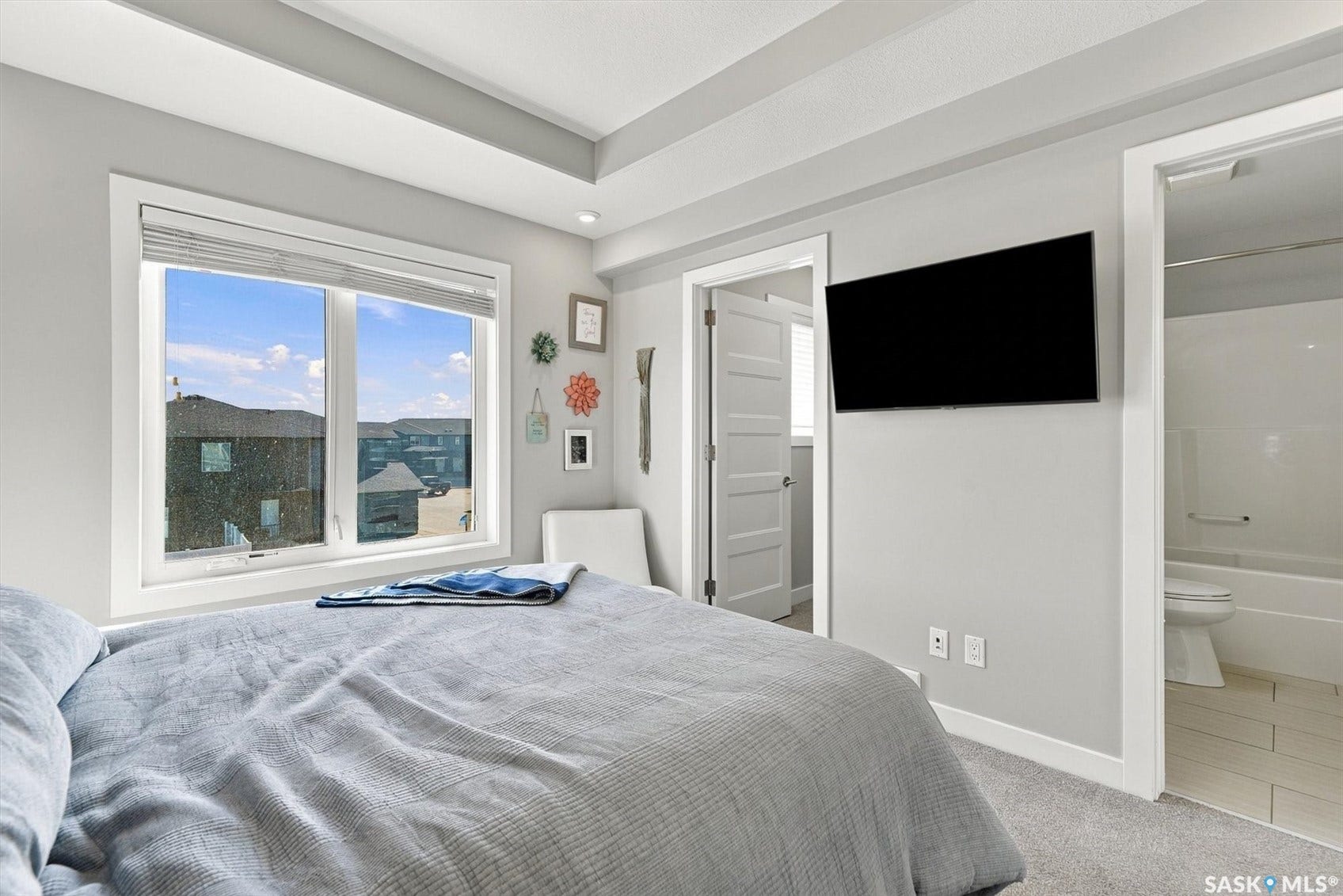 1014 Evergreen Boulevard, Saskatoon SK S7W 0V9