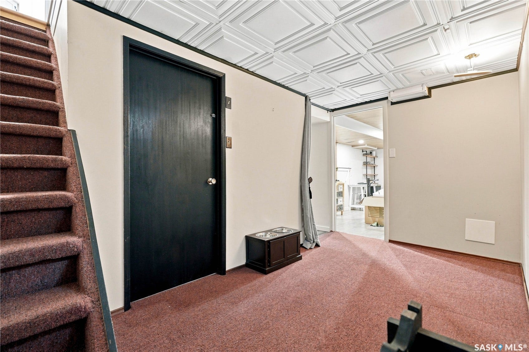 902 4th Avenue N, Saskatoon SK S7K 2N6