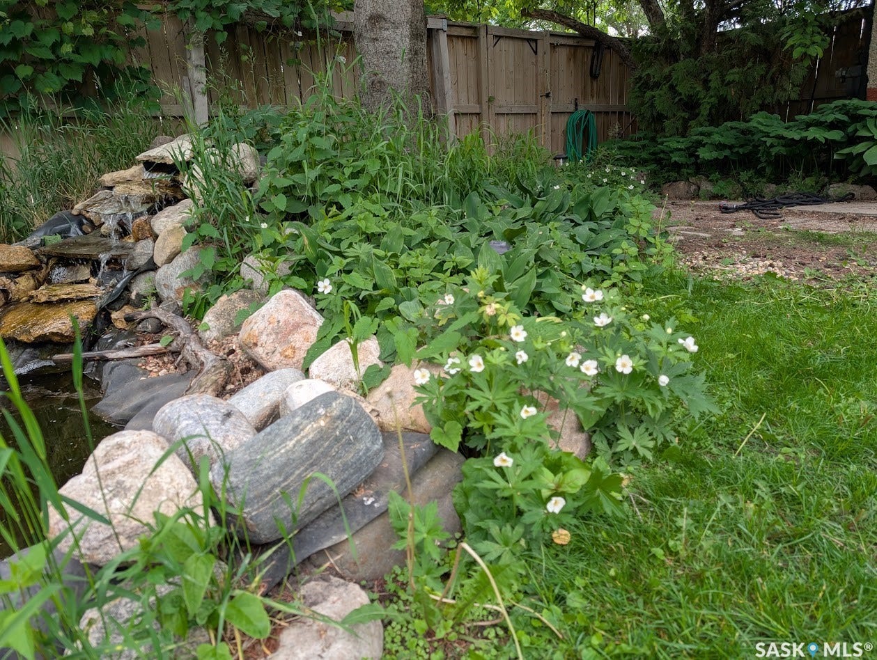 902 4th Avenue N, Saskatoon SK S7K 2N6