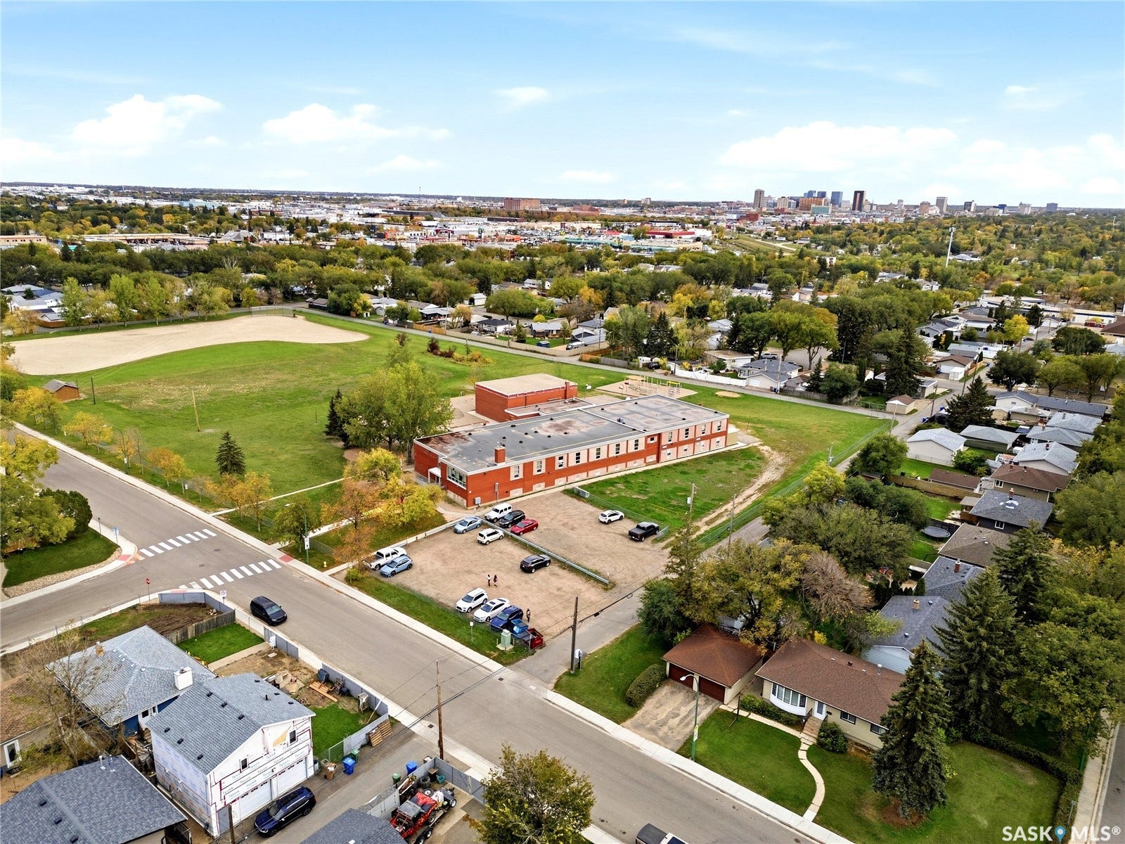 2704 5th Avenue N, Regina SK S4R 0S7