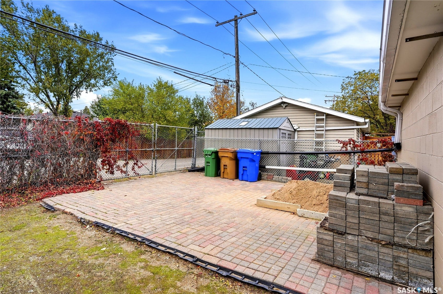 2704 5th Avenue N, Regina SK S4R 0S7