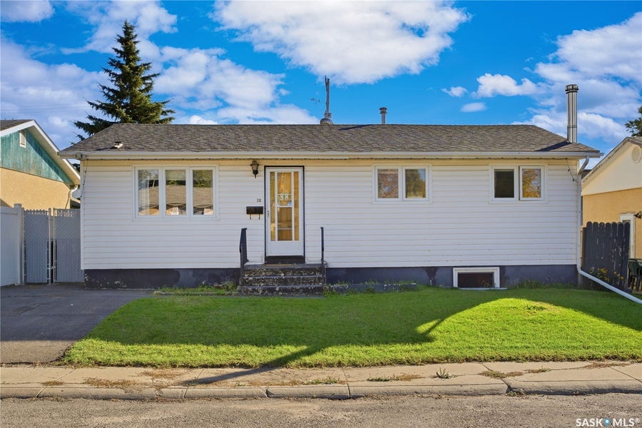Property photo for 98 Ramsay Court, Saskatoon SK