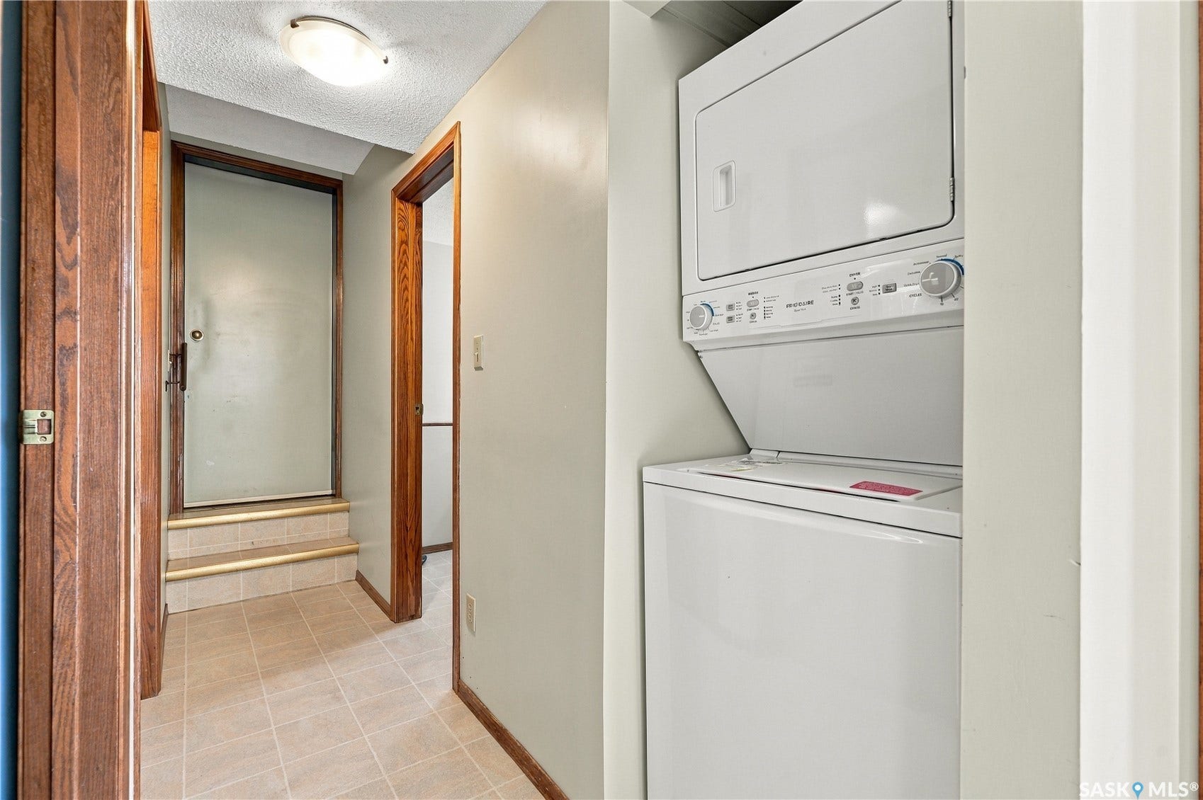 Recessed stackable laundry appliances