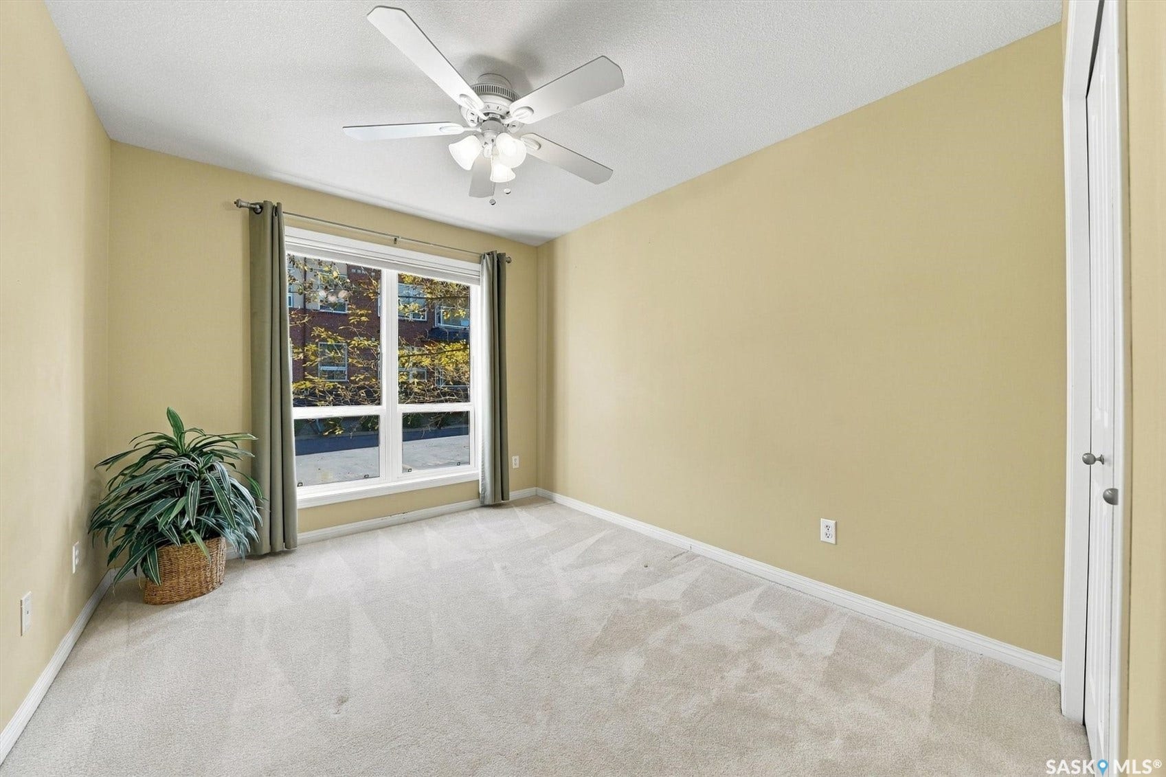 914 Heritage View, #109, Saskatoon SK S7H 5T1