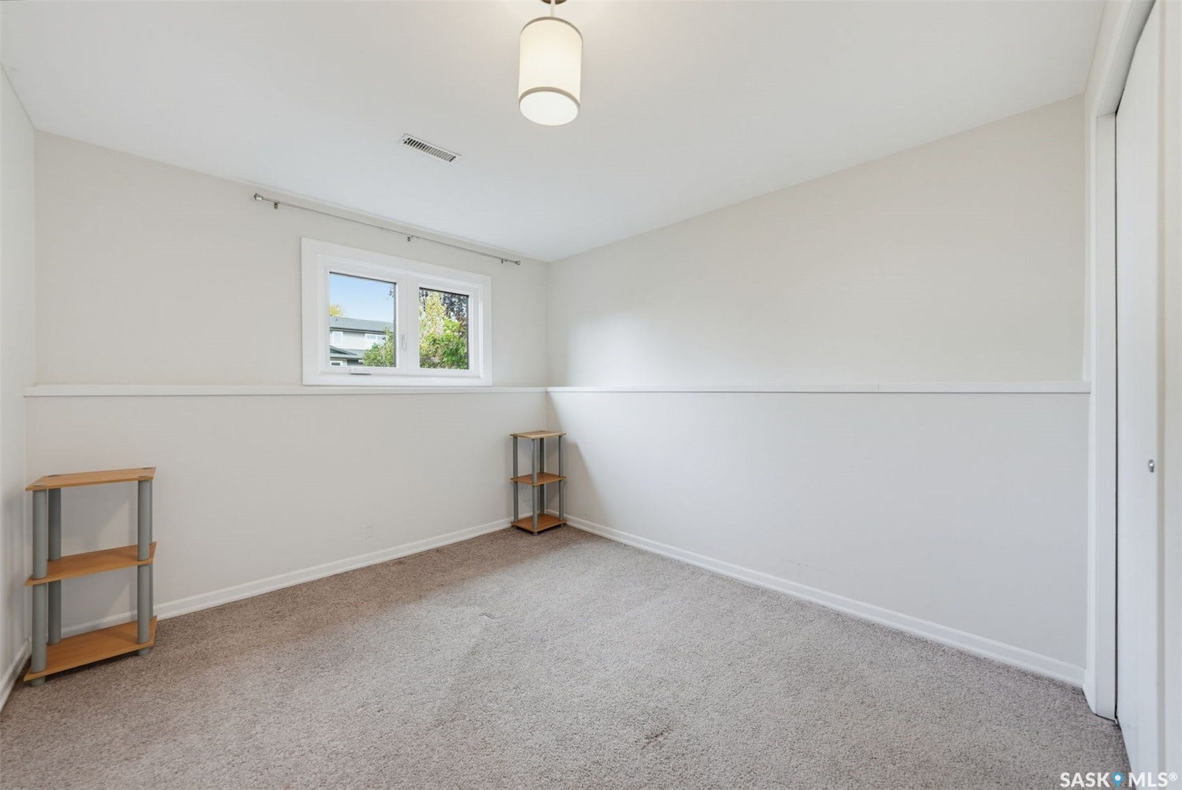147 Candle Crescent, Saskatoon SK S7K 5A1