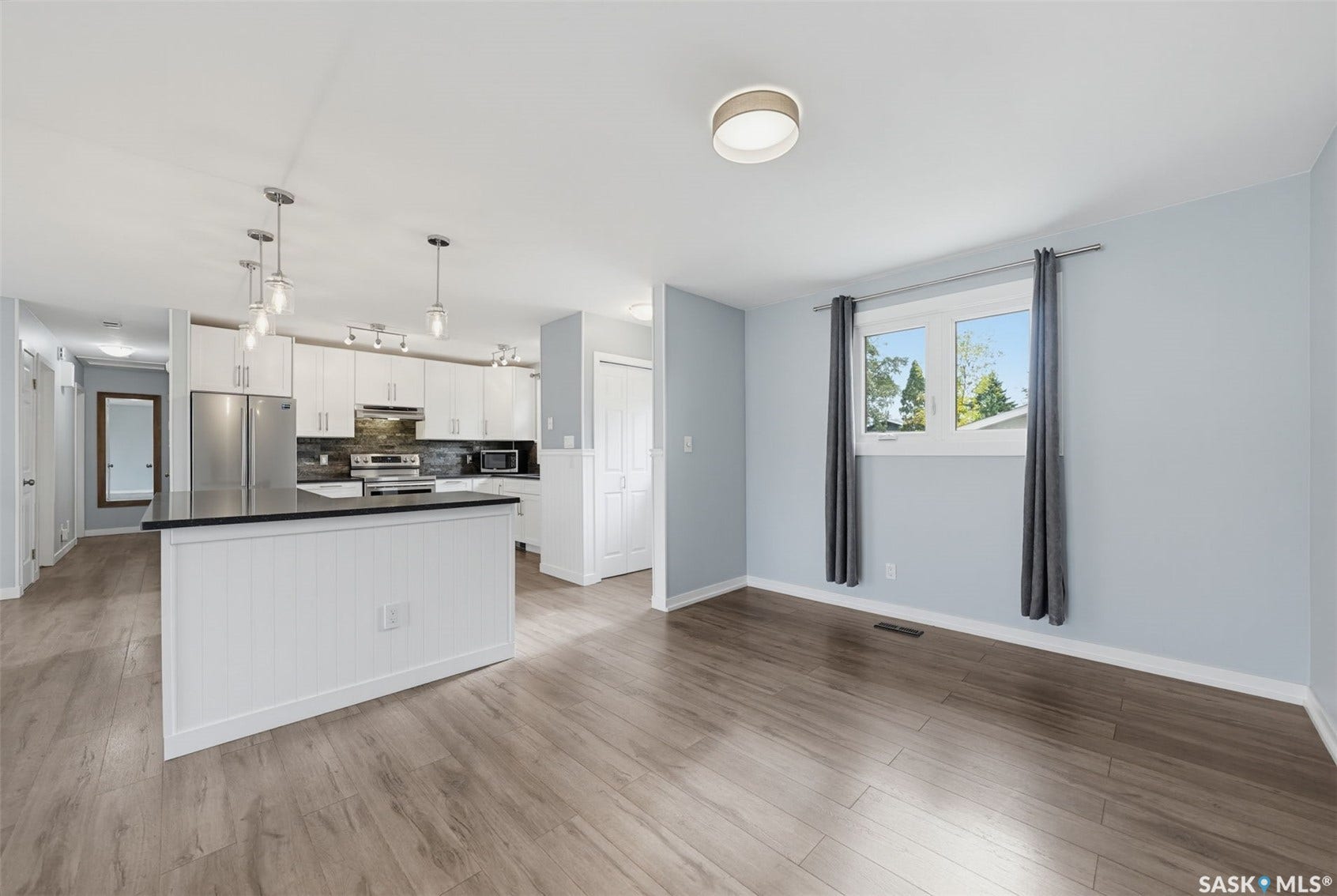147 Candle Crescent, Saskatoon SK S7K 5A1
