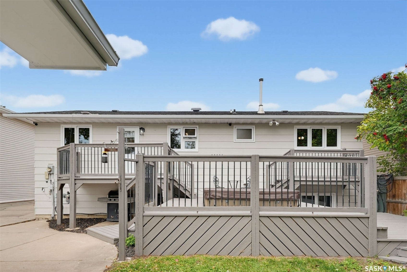 147 Candle Crescent, Saskatoon SK S7K 5A1