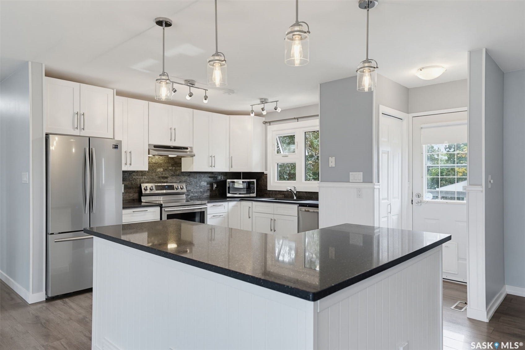147 Candle Crescent, Saskatoon SK S7K 5A1