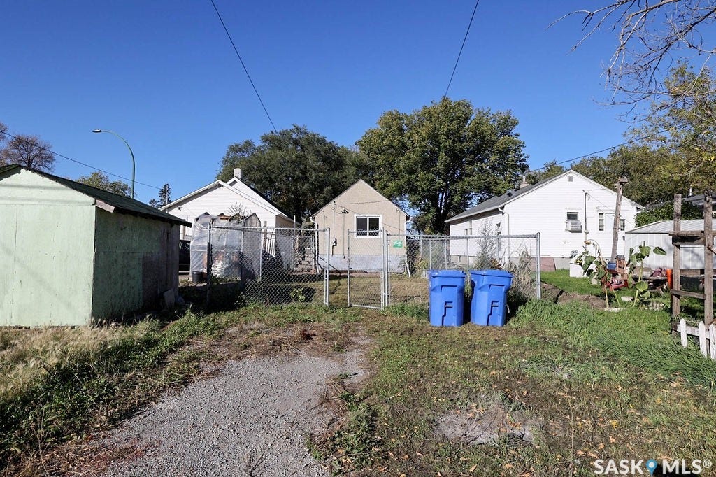 297 Smith Street, Regina SK S4R 2K8