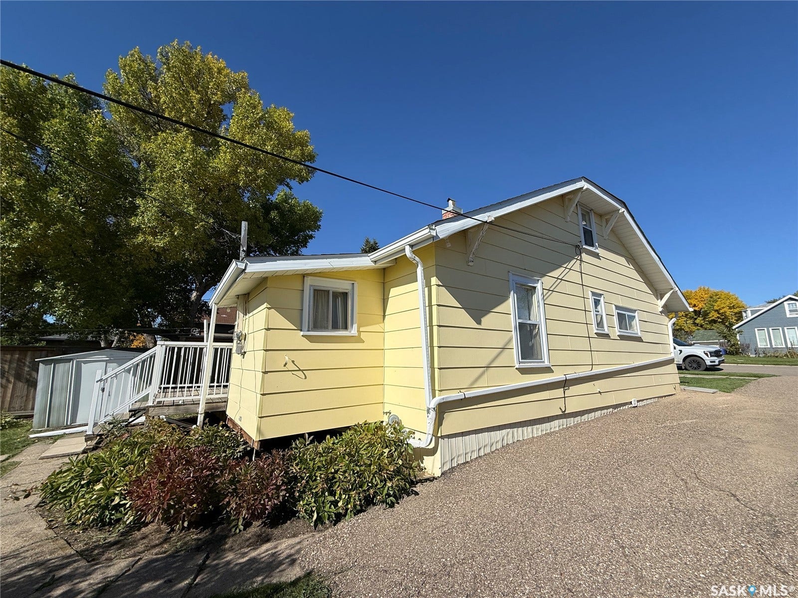 206 6th Avenue SW, Eston SK S0L 1A0