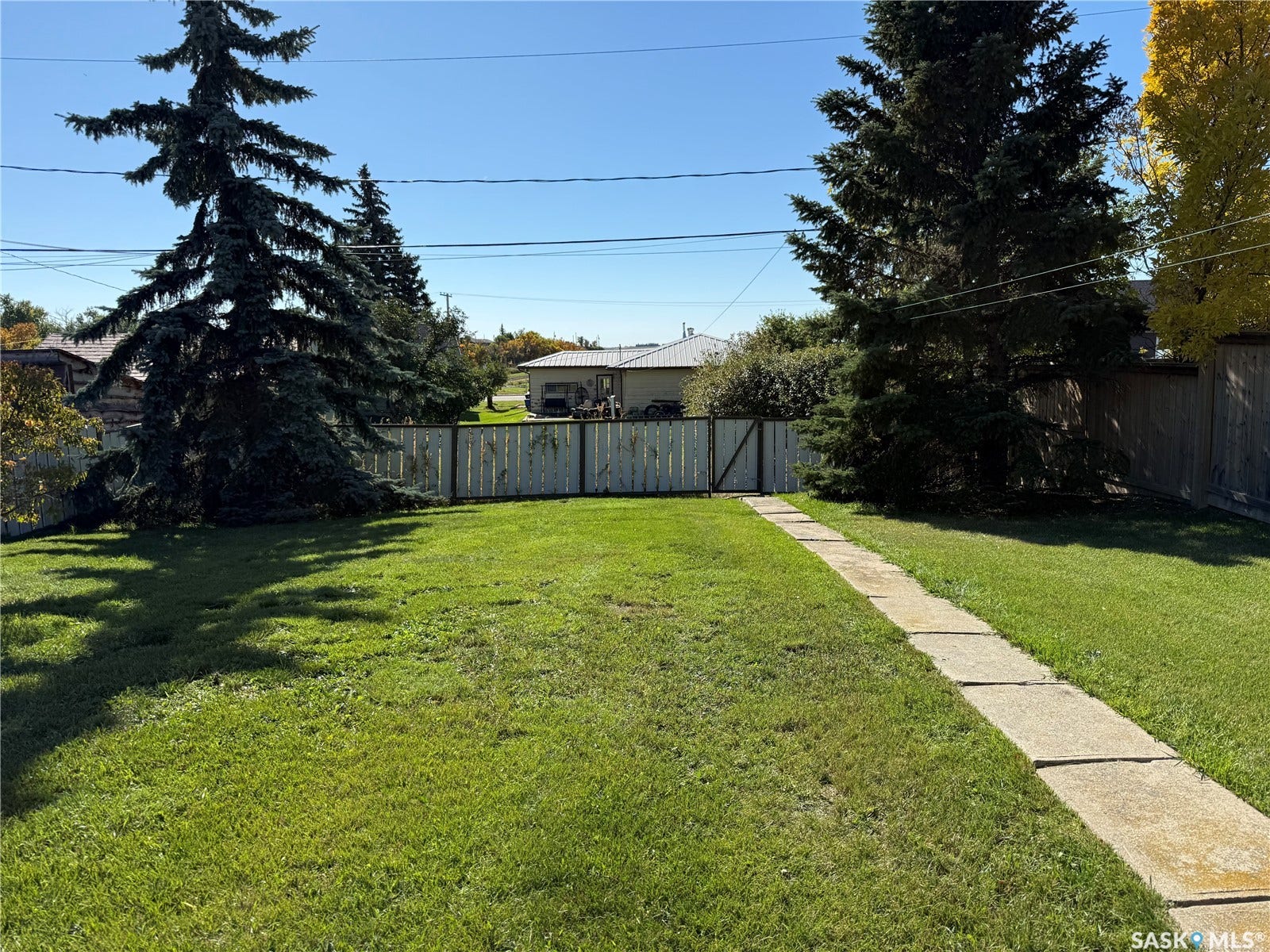 206 6th Avenue SW, Eston SK S0L 1A0