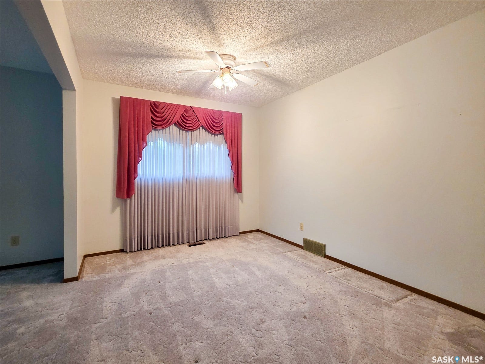 618 4th Avenue W, Melville SK S0A 2P0