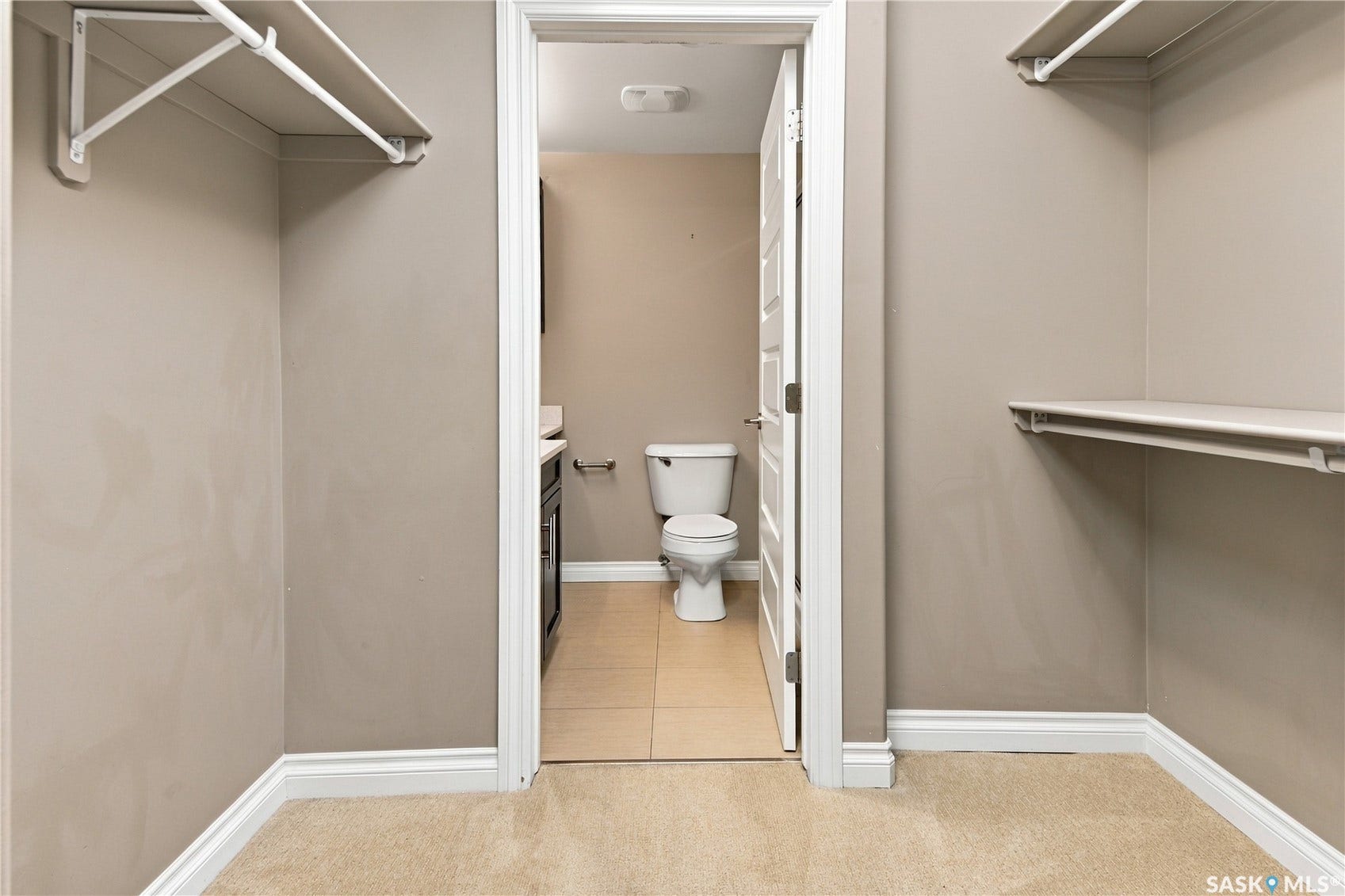 423 Nelson Road, #107, Saskatoon SK S7S 1P2