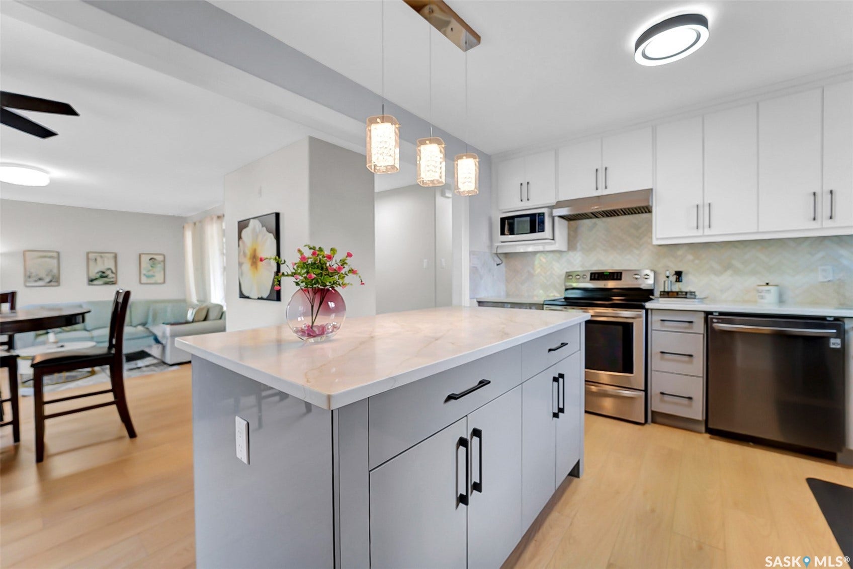19 Barr Place, Saskatoon SK S7M 4G1