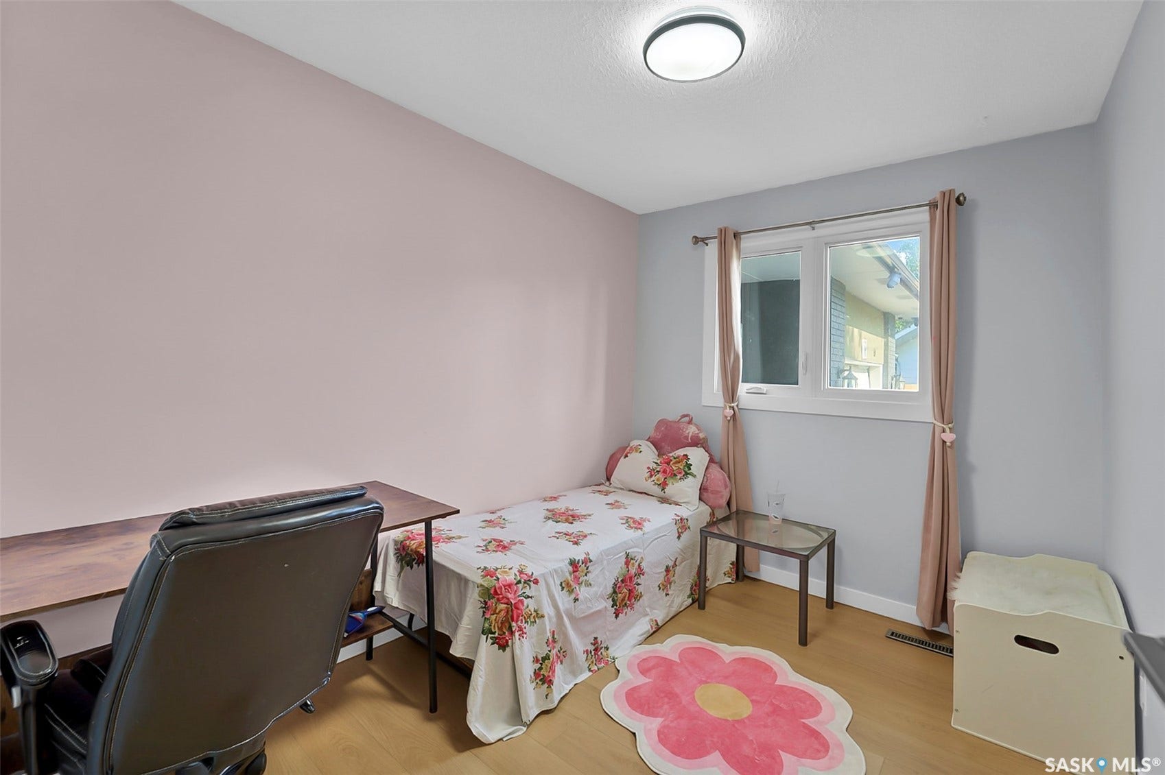 19 Barr Place, Saskatoon SK S7M 4G1