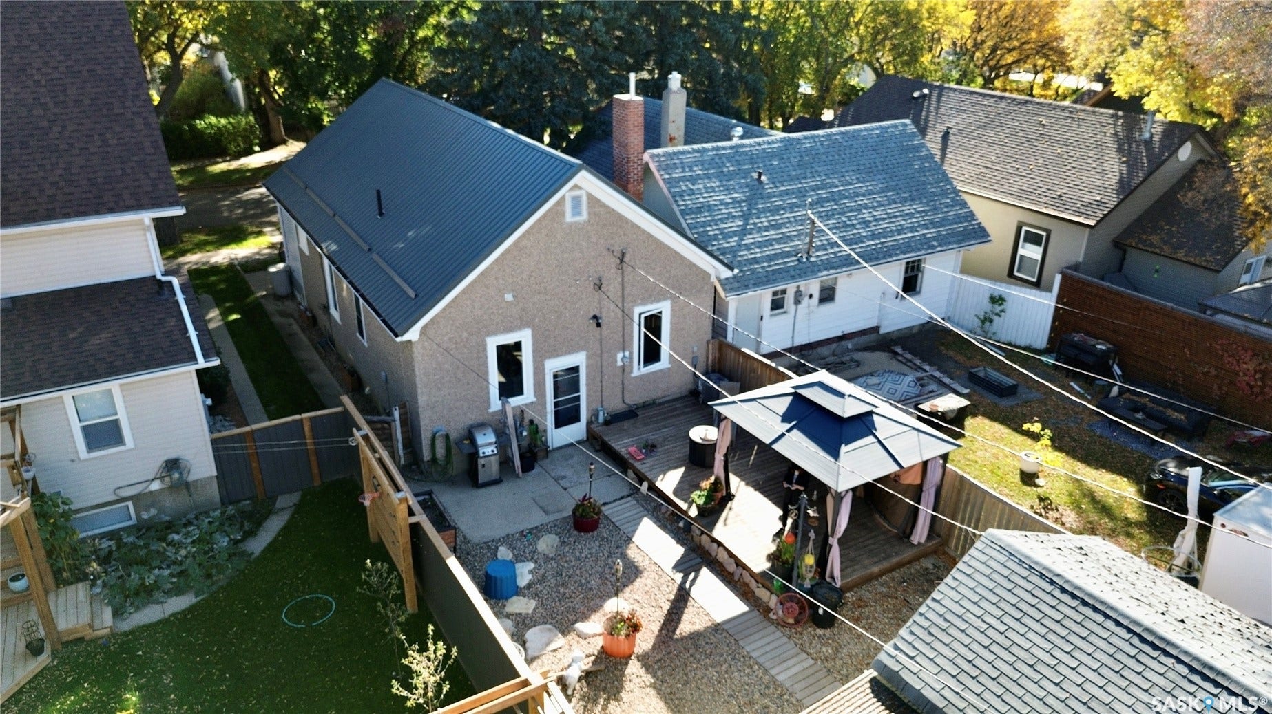 1042 Algoma Avenue, Moose Jaw SK S6H 3Z5