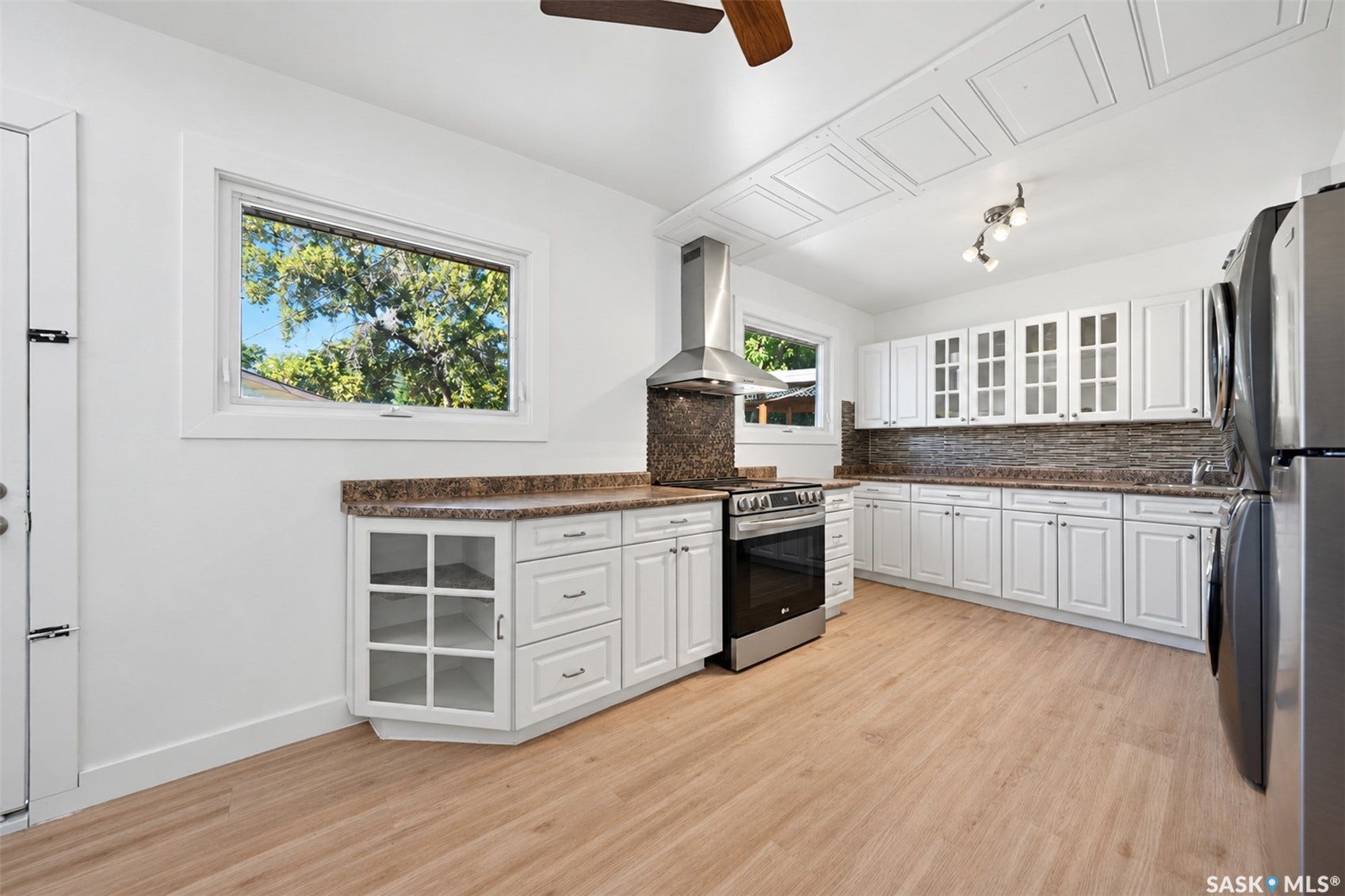 405 W Avenue N, Saskatoon SK S7L 3G9