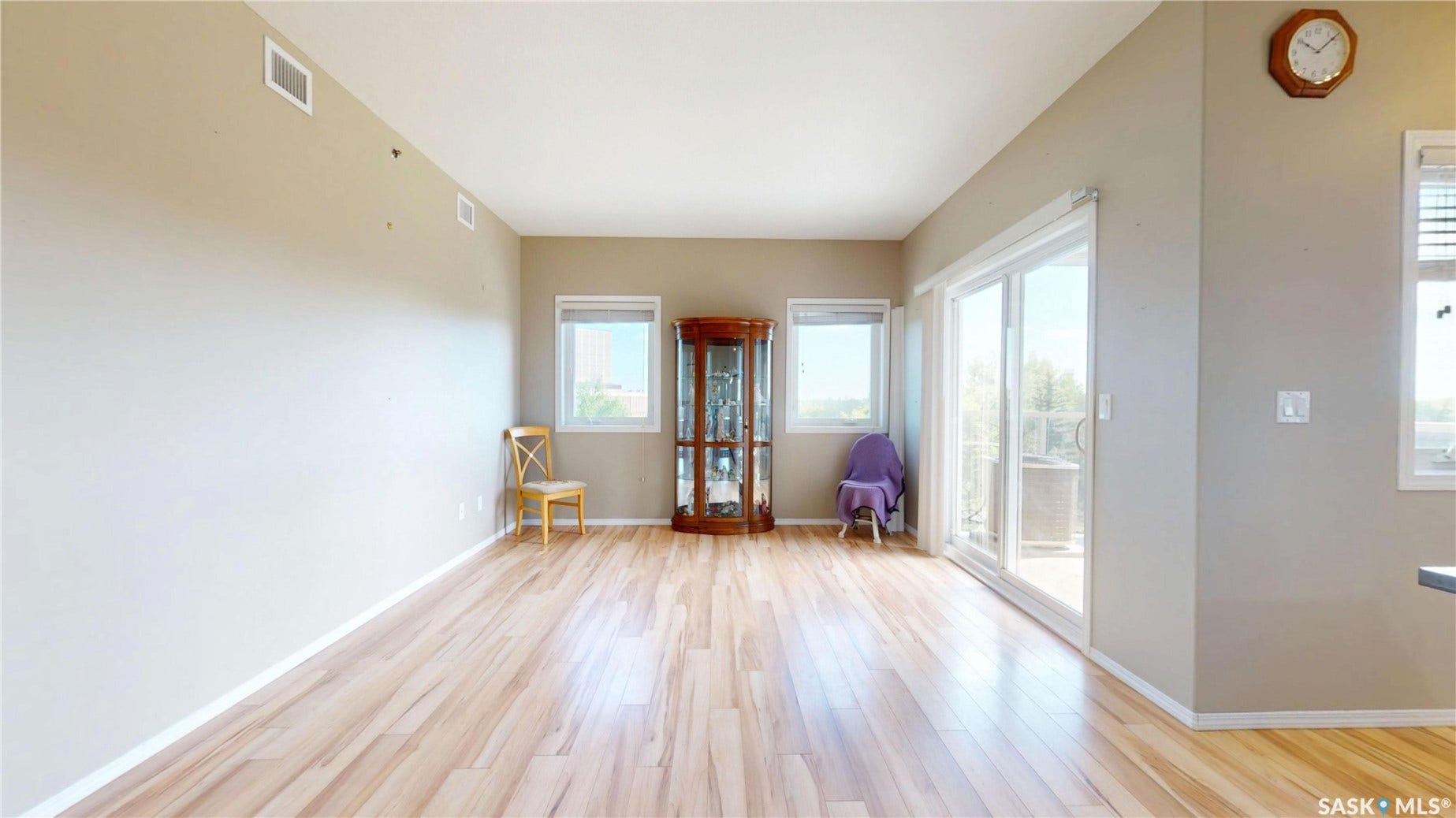 1220 Blackfoot Drive, #415, Regina SK S4S 6T2 1220 Blackfoot Drive, #415, Regina SK S4S 6T2