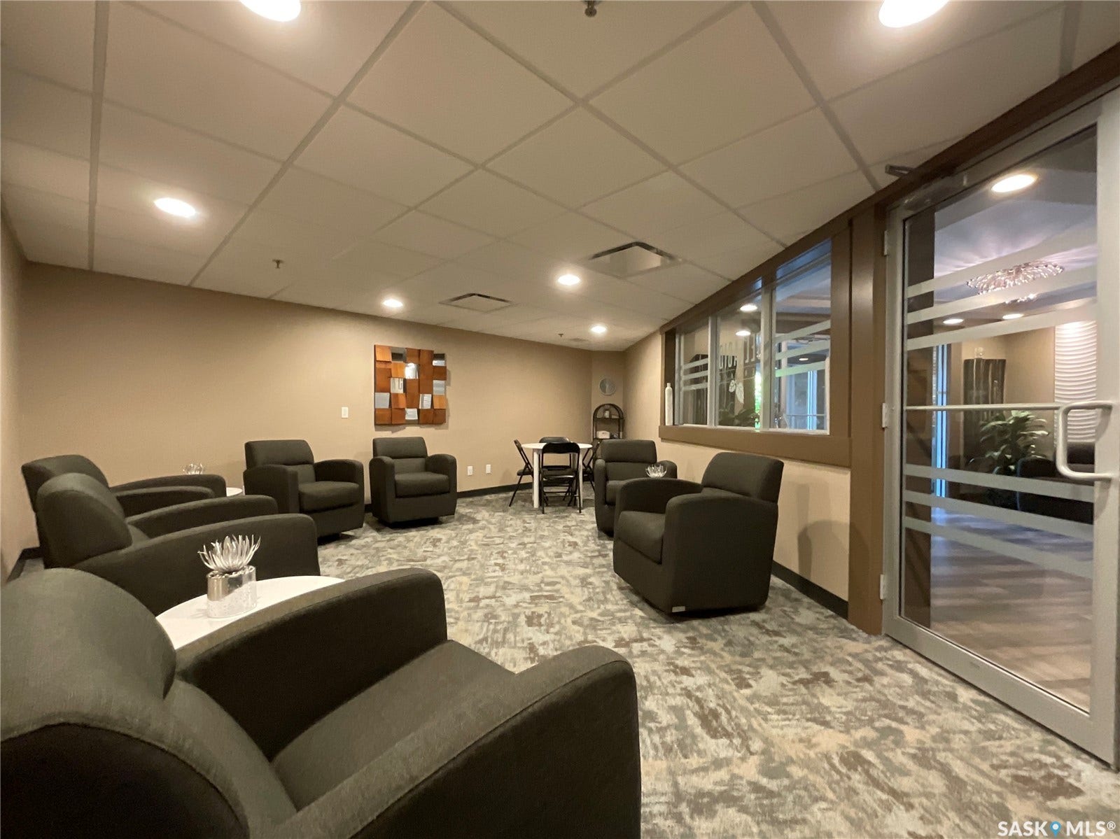 1220 Blackfoot Drive, #415, Regina SK S4S 6T2 Amenities Room - great for socializing