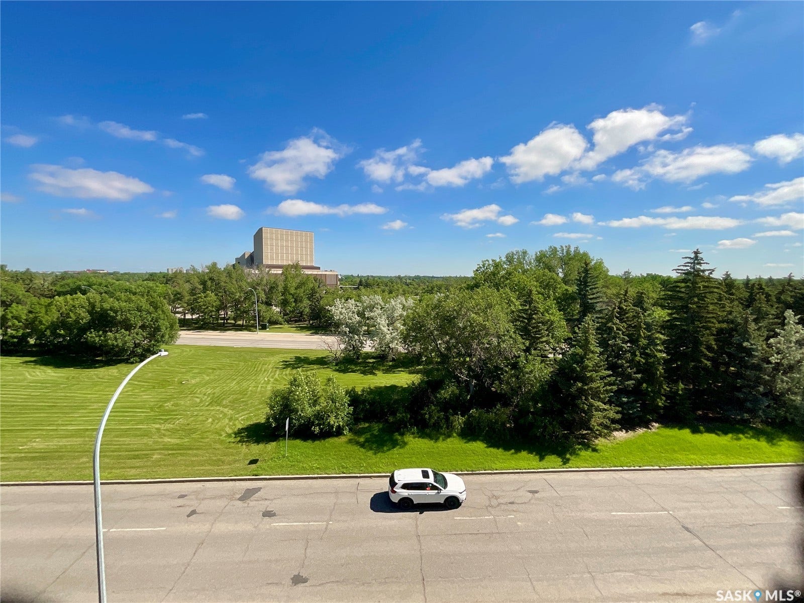 1220 Blackfoot Drive, #415, Regina SK S4S 6T2 1220 Blackfoot Drive, #415, Regina SK S4S 6T2