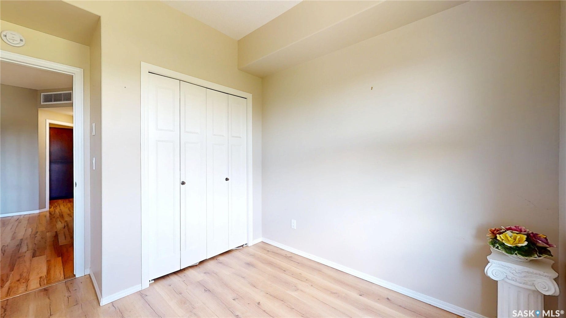 1220 Blackfoot Drive, #415, Regina SK S4S 6T2 1220 Blackfoot Drive, #415, Regina SK S4S 6T2