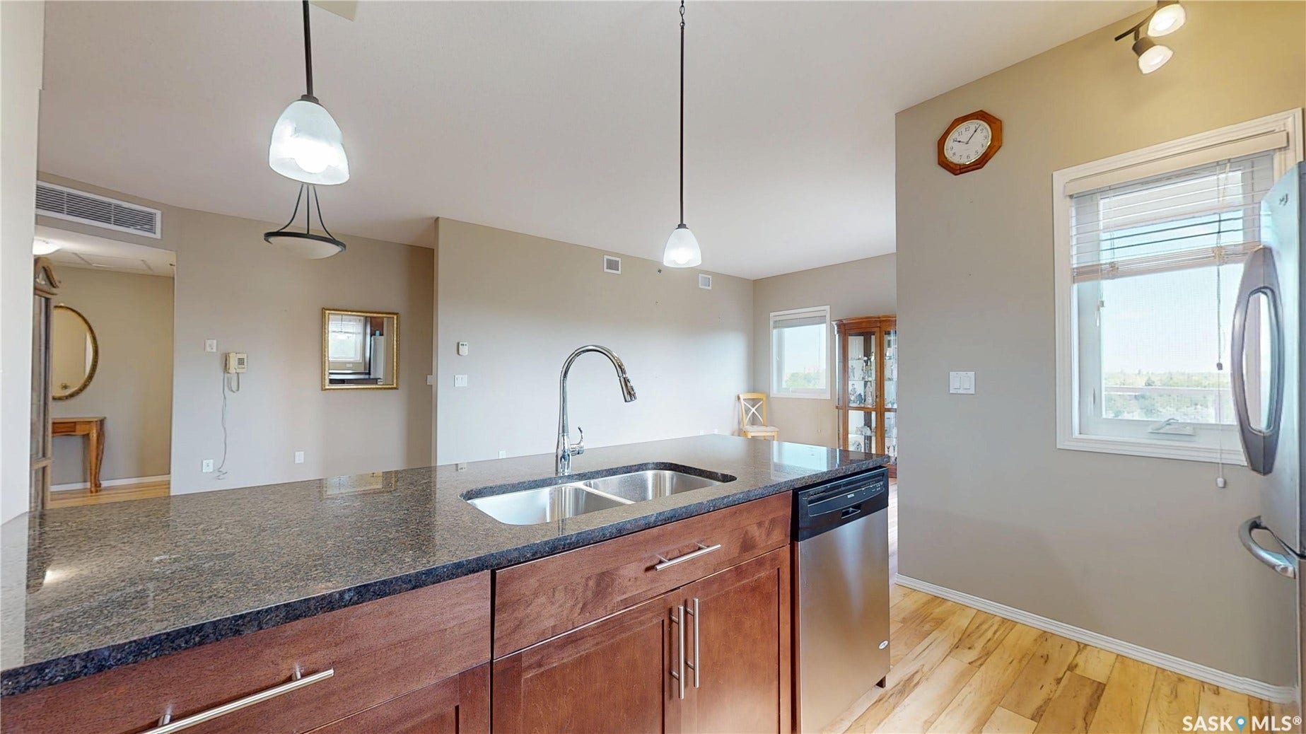 1220 Blackfoot Drive, #415, Regina SK S4S 6T2 View to living and dining
