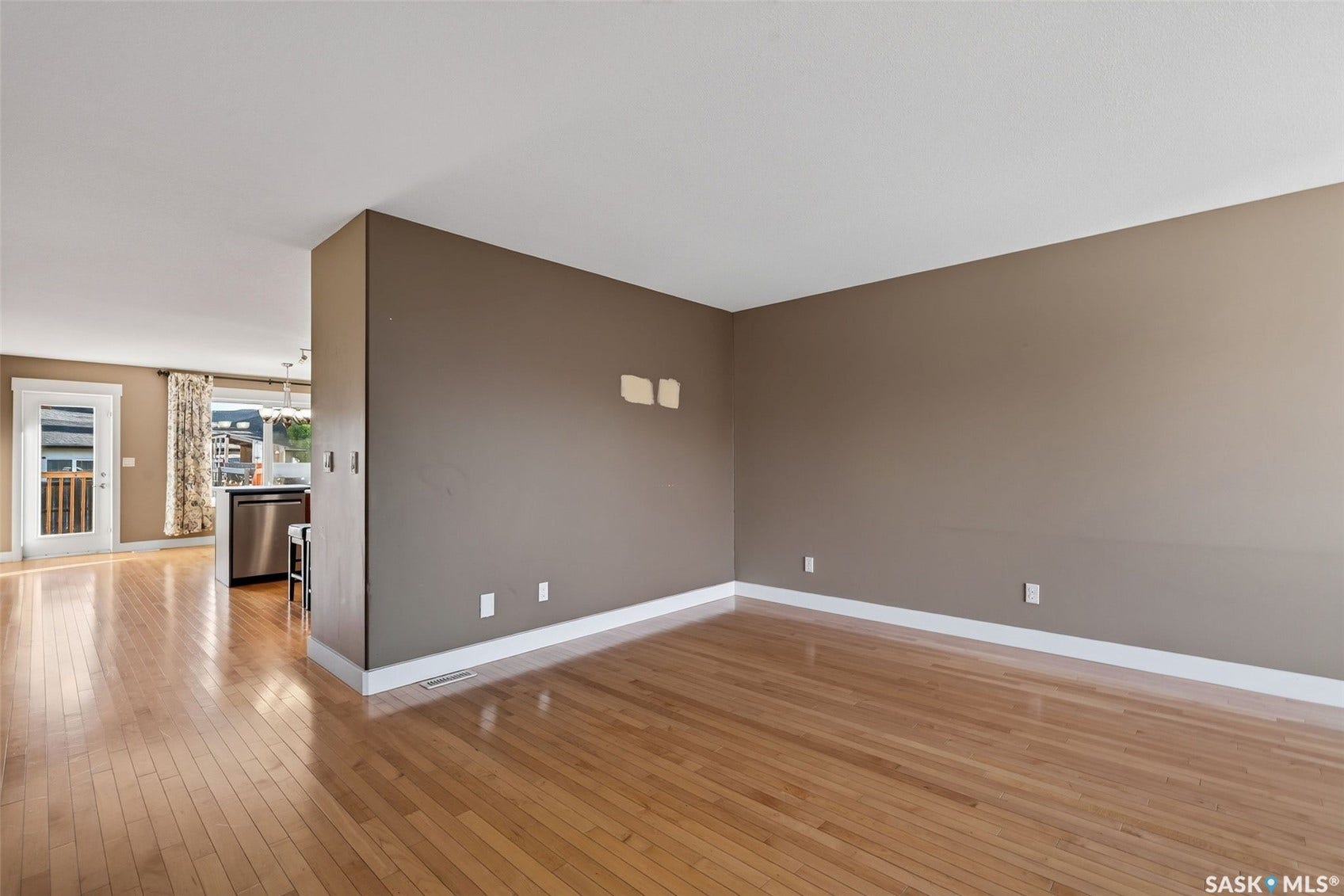 1334 Stensrud Road, Saskatoon SK S7W 0B9