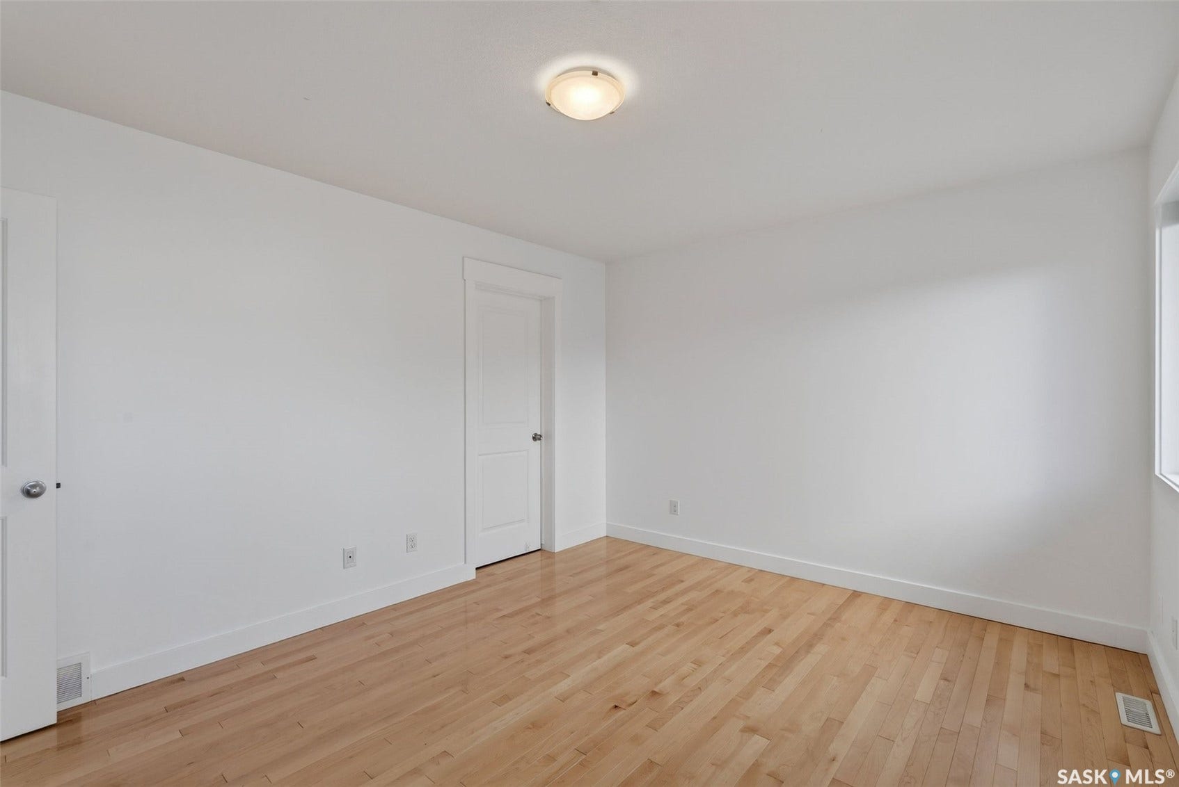 1334 Stensrud Road, Saskatoon SK S7W 0B9