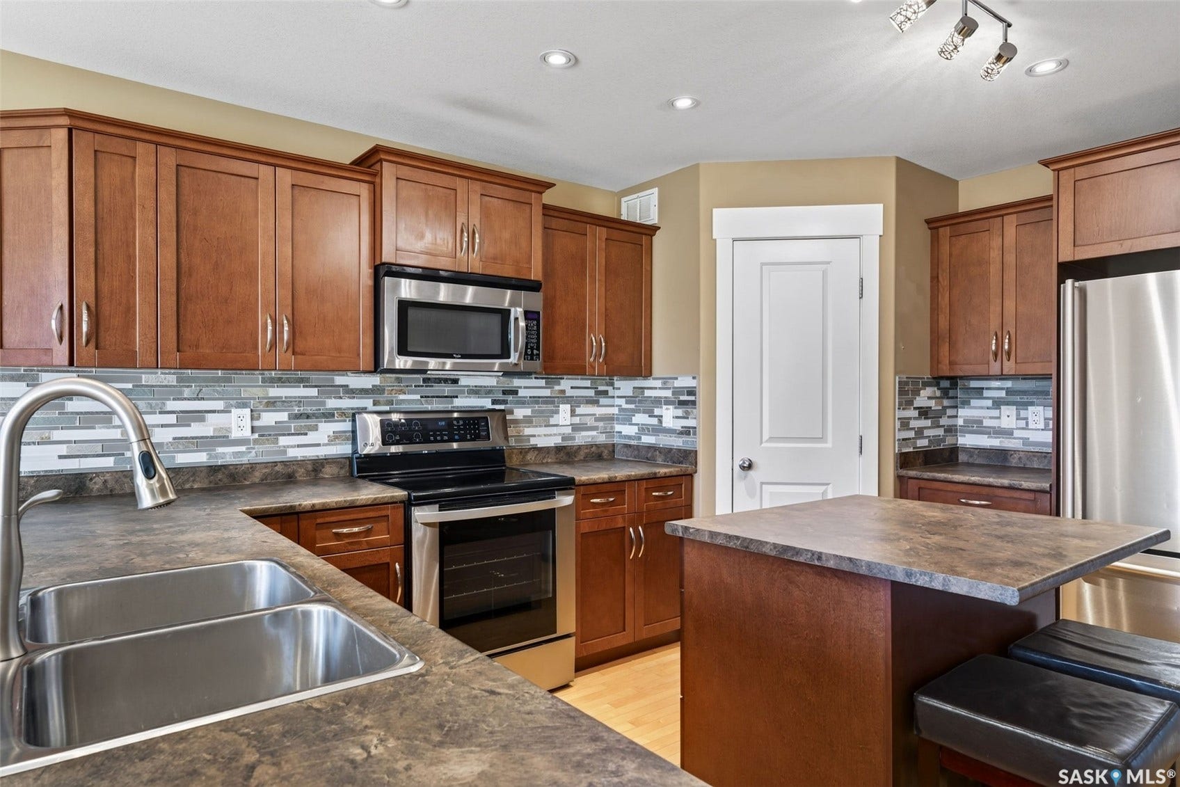 1334 Stensrud Road, Saskatoon SK S7W 0B9