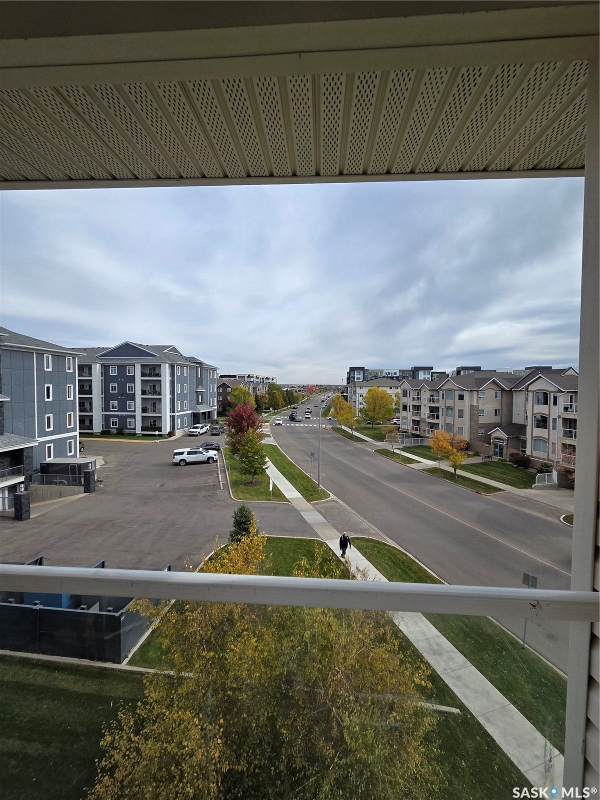 303 Lowe Road, #418, Saskatoon SK S7S 1P2