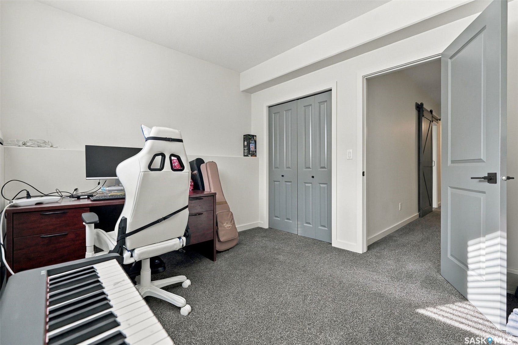 1119 Pringle Way, Saskatoon SK S7T 0V4