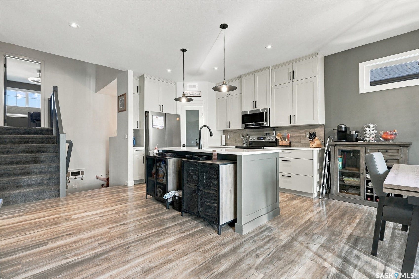 1119 Pringle Way, Saskatoon SK S7T 0V4