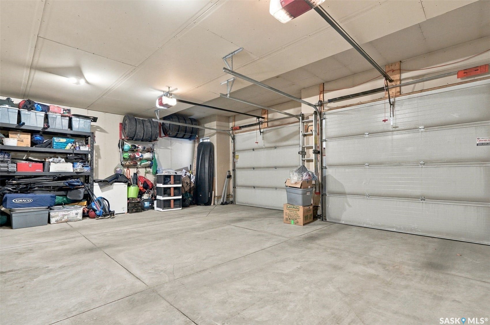 1119 Pringle Way, Saskatoon SK S7T 0V4