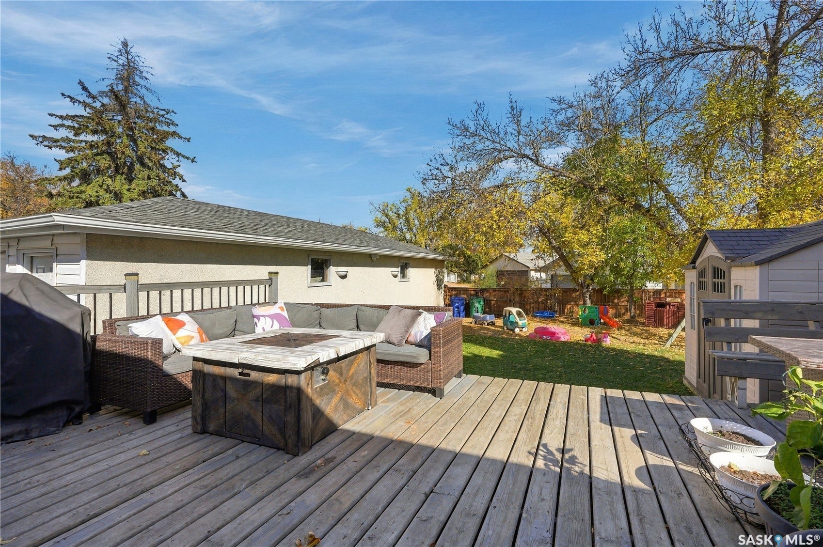 158 Smallwood Crescent, Saskatoon SK S7L 4Z6