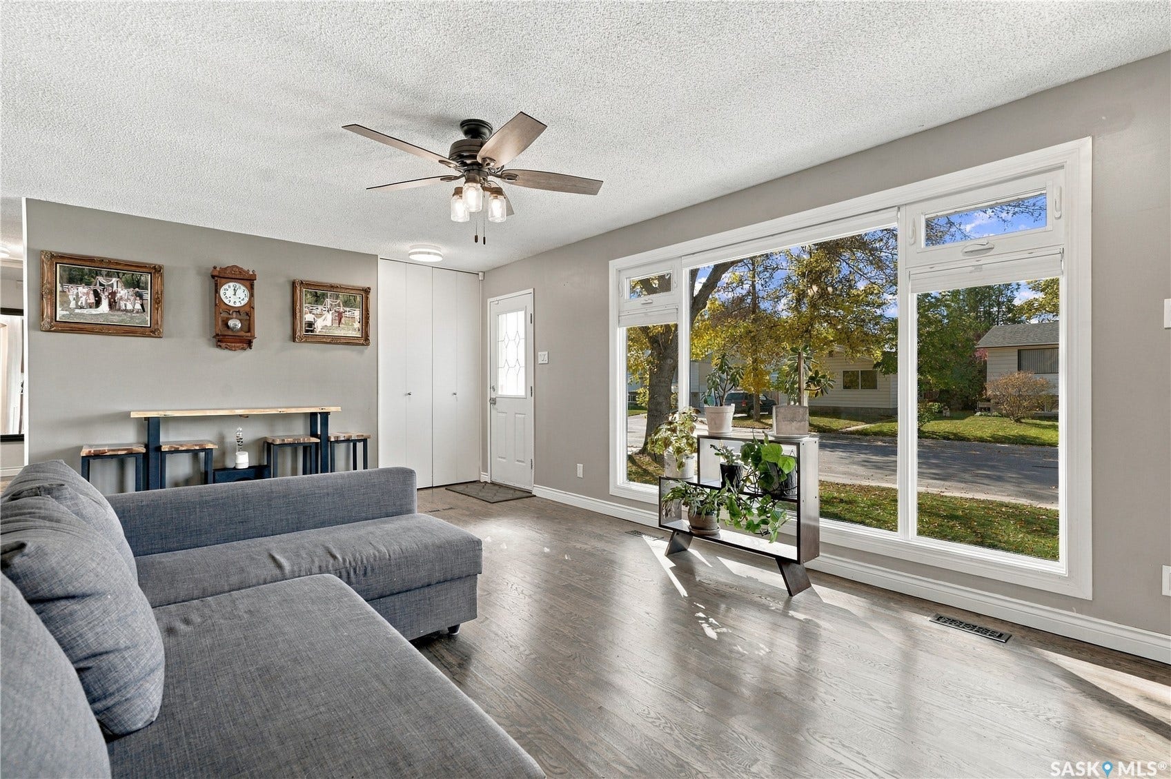 158 Smallwood Crescent, Saskatoon SK S7L 4Z6